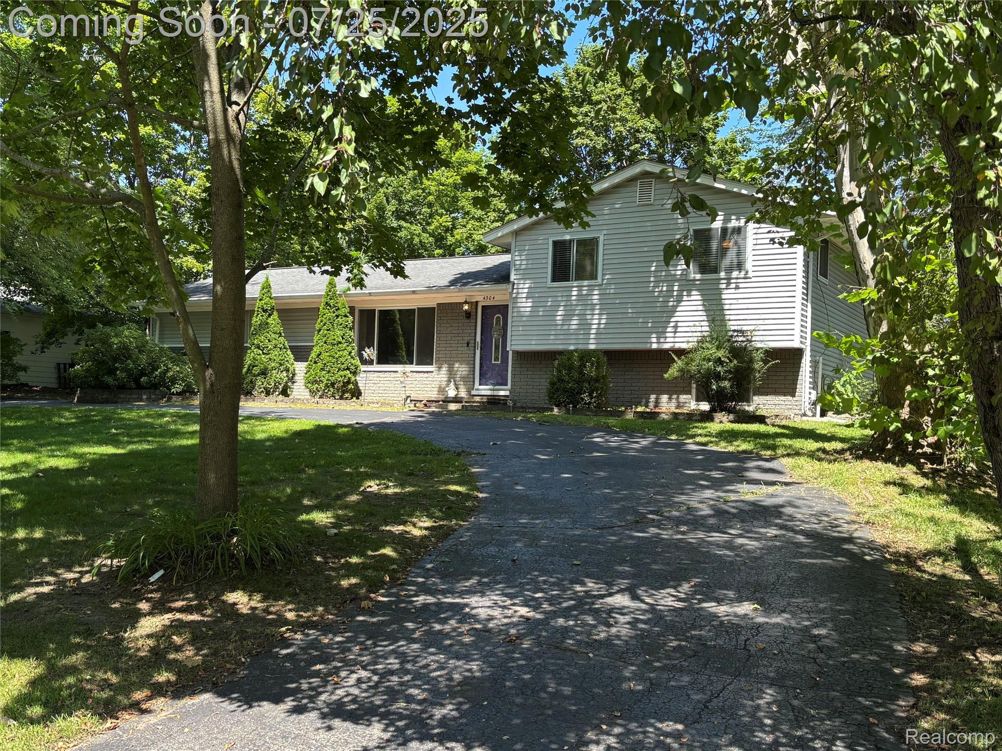 4304 Woodcock Way