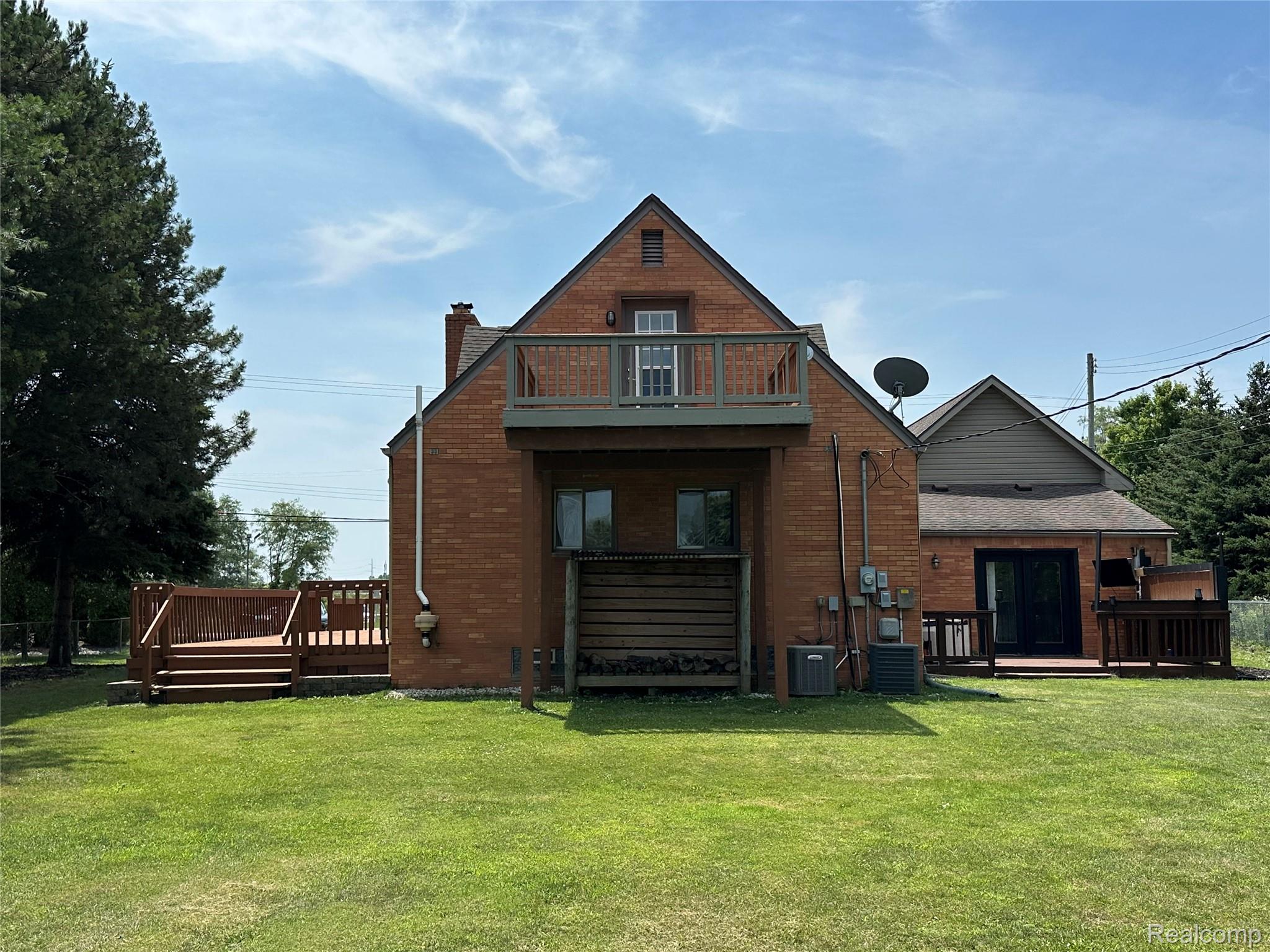 8315 Hilton Road