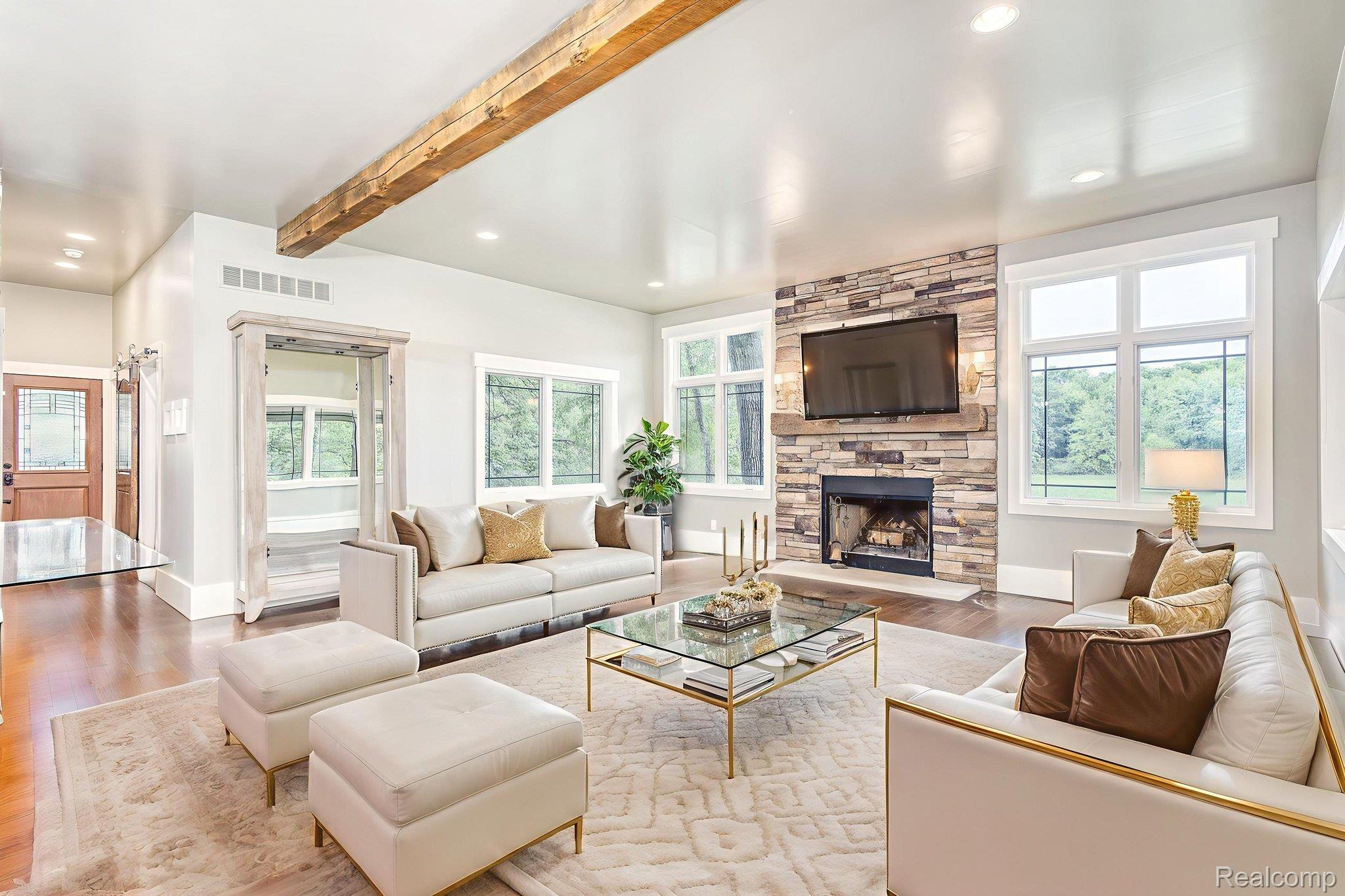 2685 Fry Road