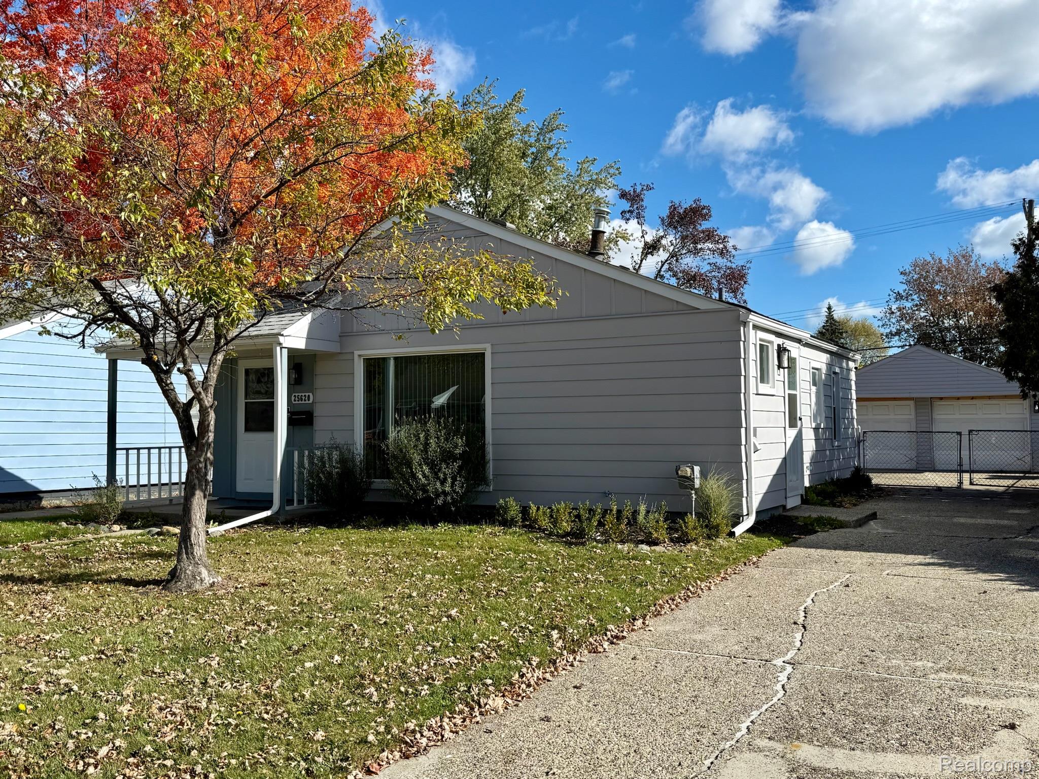 Warren City, Michigan 48089, United States, 3 Bedrooms Bedrooms, ,1 BathroomBathrooms,Residential,Active,234938