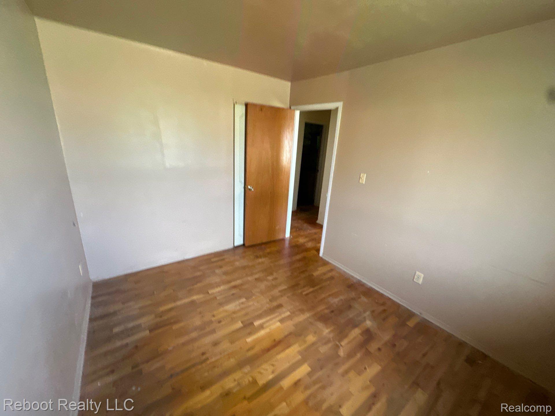 6199 Stem Lane