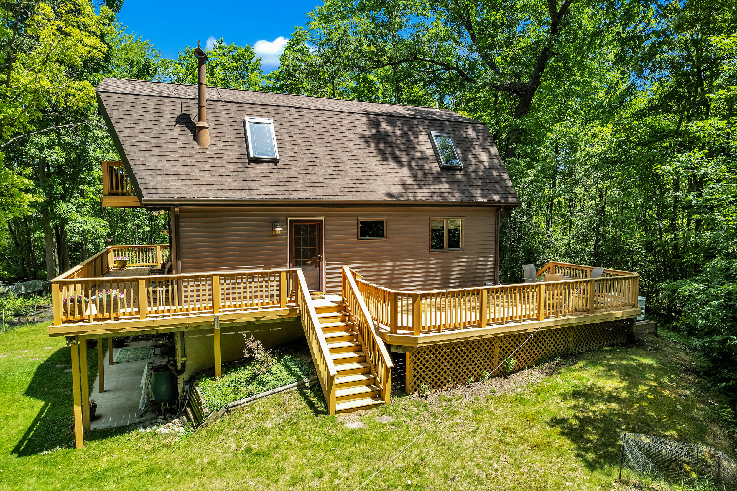 17777 Cavanaugh Lake Road