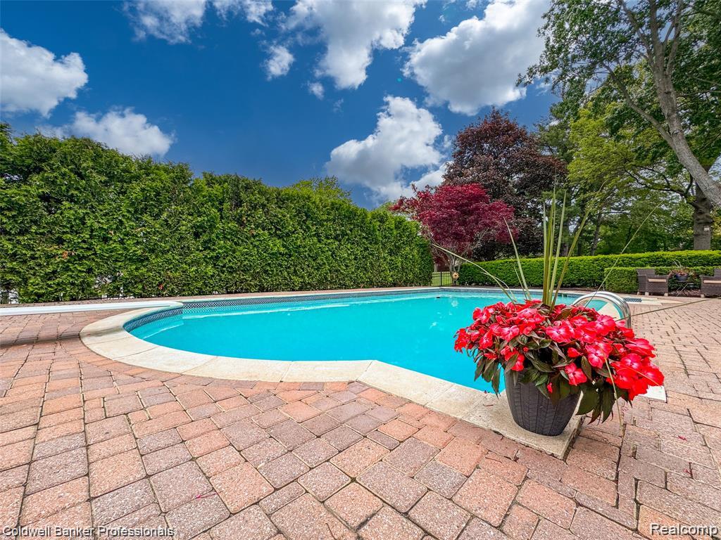 4462 BARCHESTER Drive