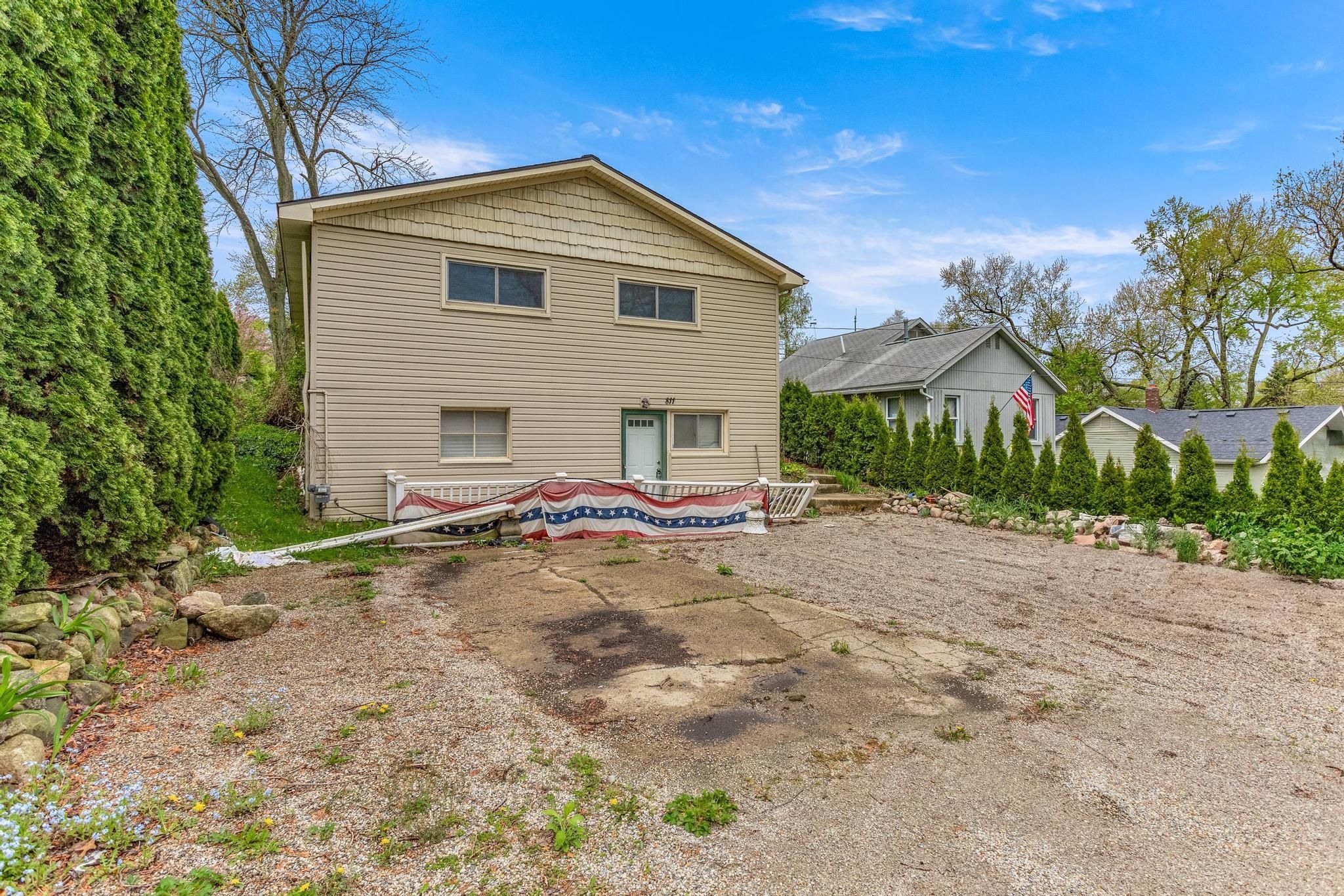 811 Elkinford Drive