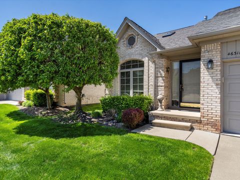 46311 BENTLEY Circle W 51 Macomb Township Macomb MI 48044