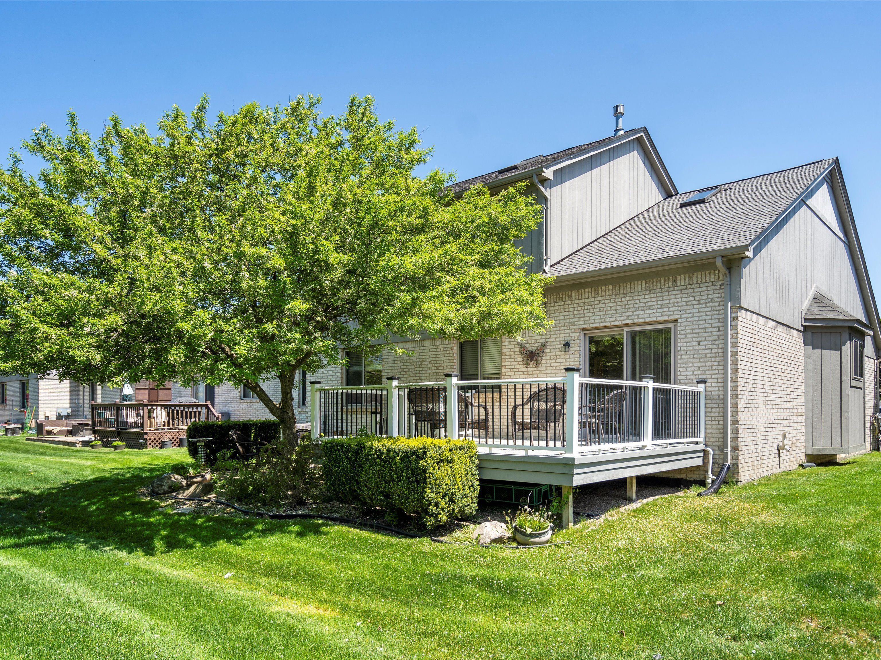 46311 BENTLEY Circle W 51