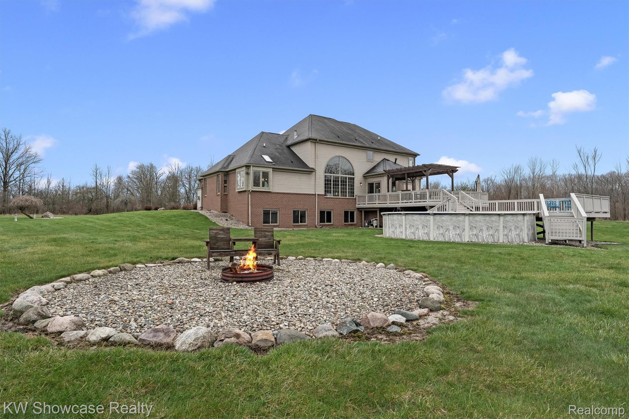 8315 E Allen Road