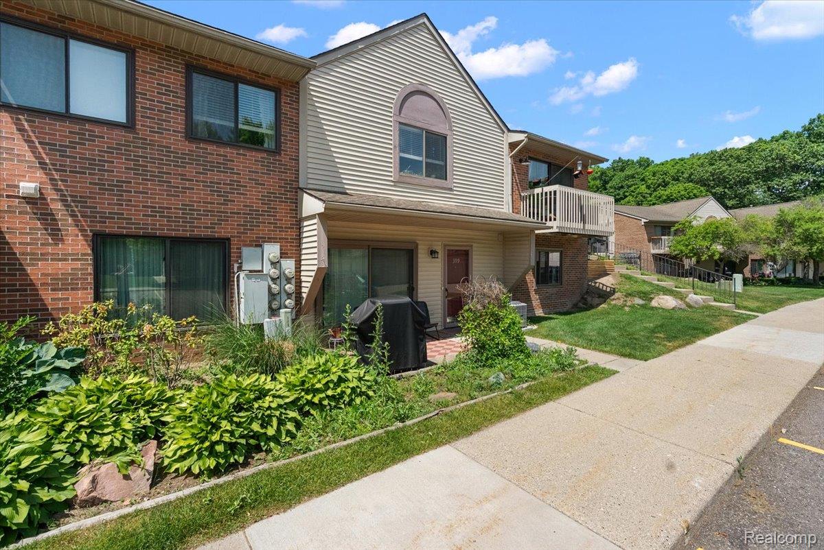 399 Spring Brooke Drive