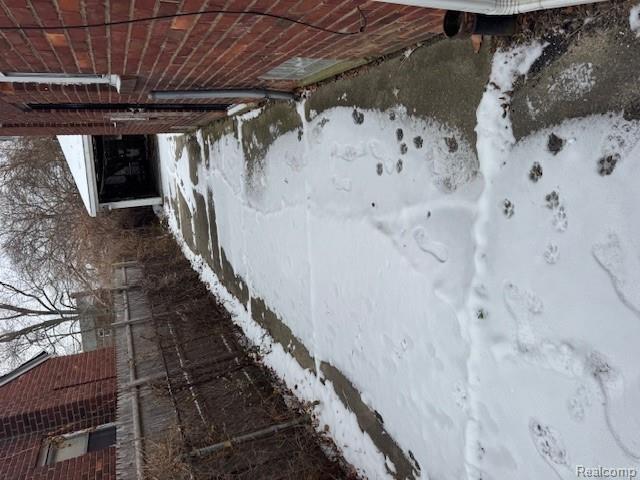 11960 Rossiter Street