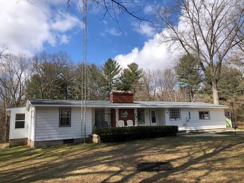 Properties Available 131 - 196 2636 N US Hwy 31 Niles Township MI 49120