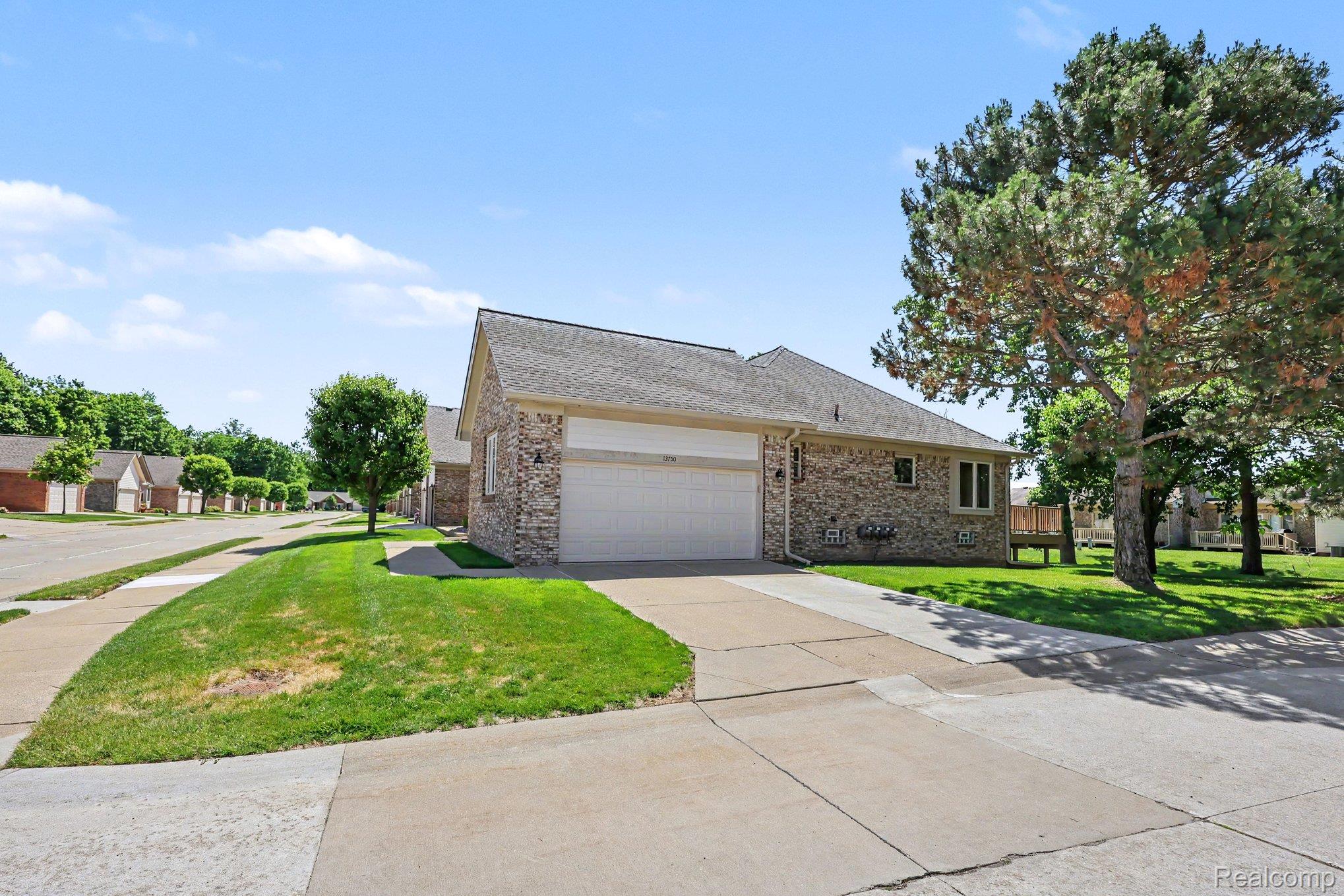 13750 Treeland Drive