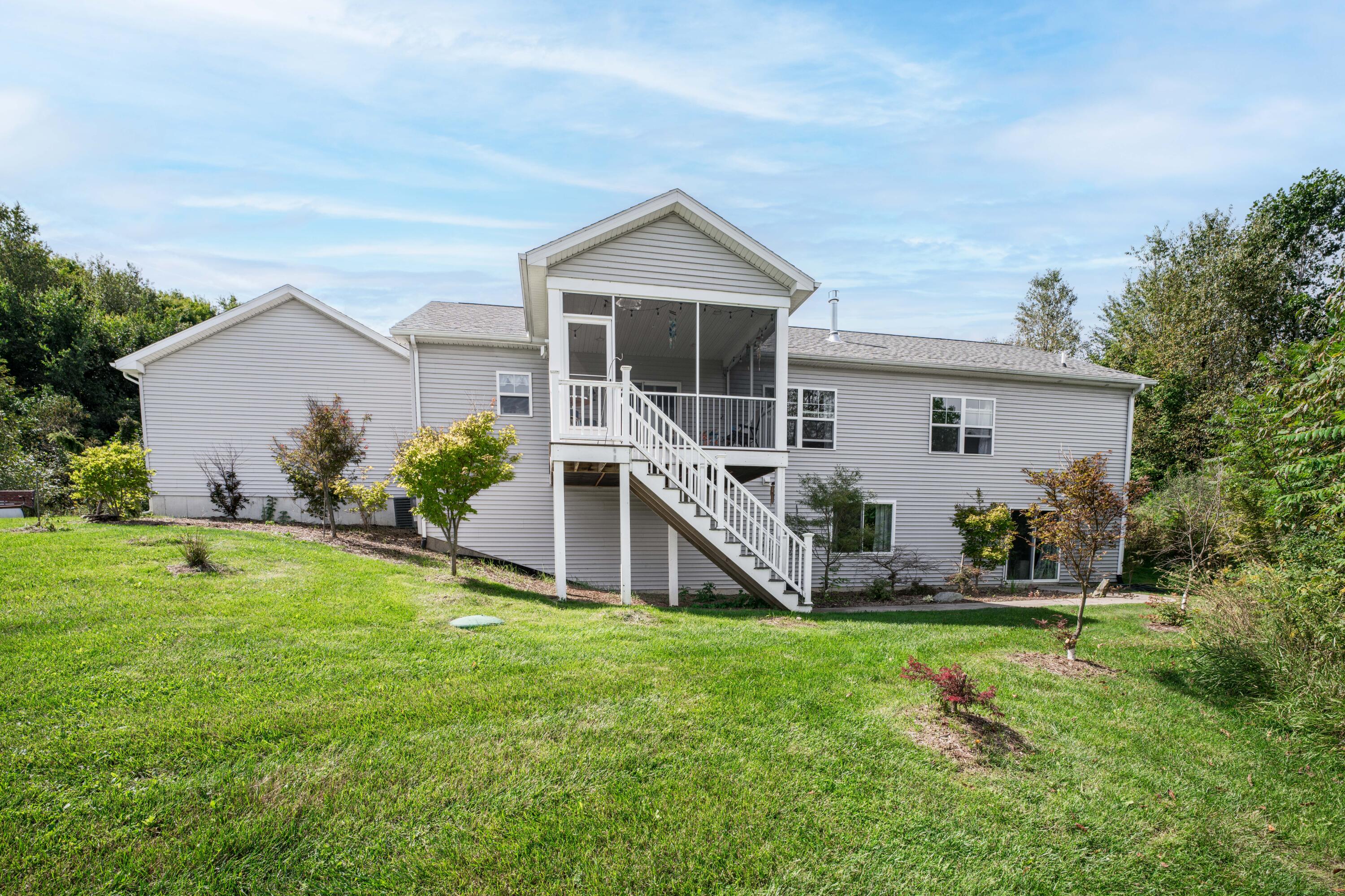 5709 Ickes Road