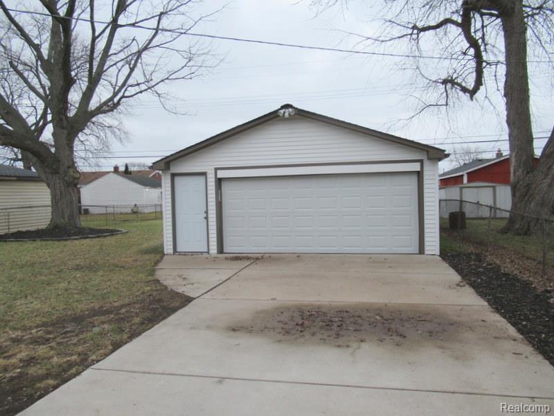 25645 Waldorf Street