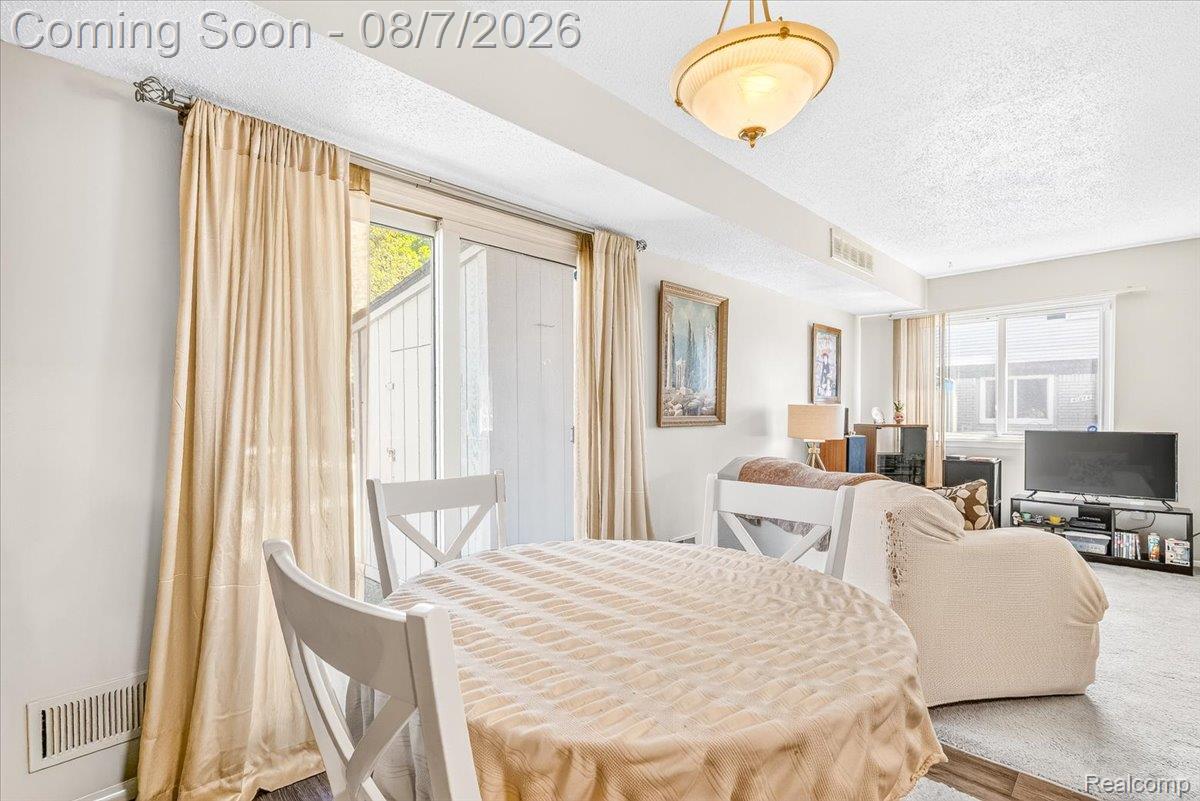 41282 N Woodbury Green Drive