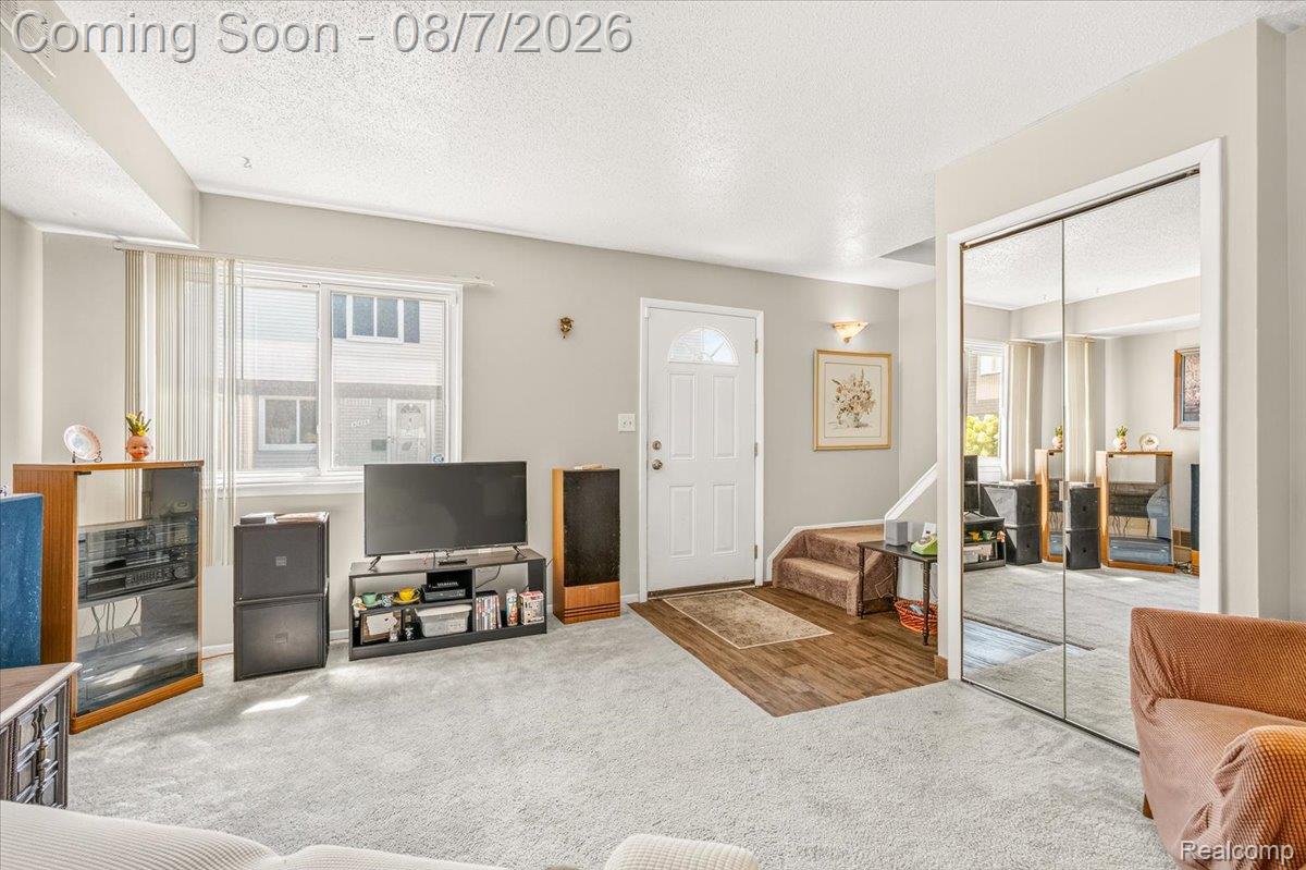 41282 N Woodbury Green Drive