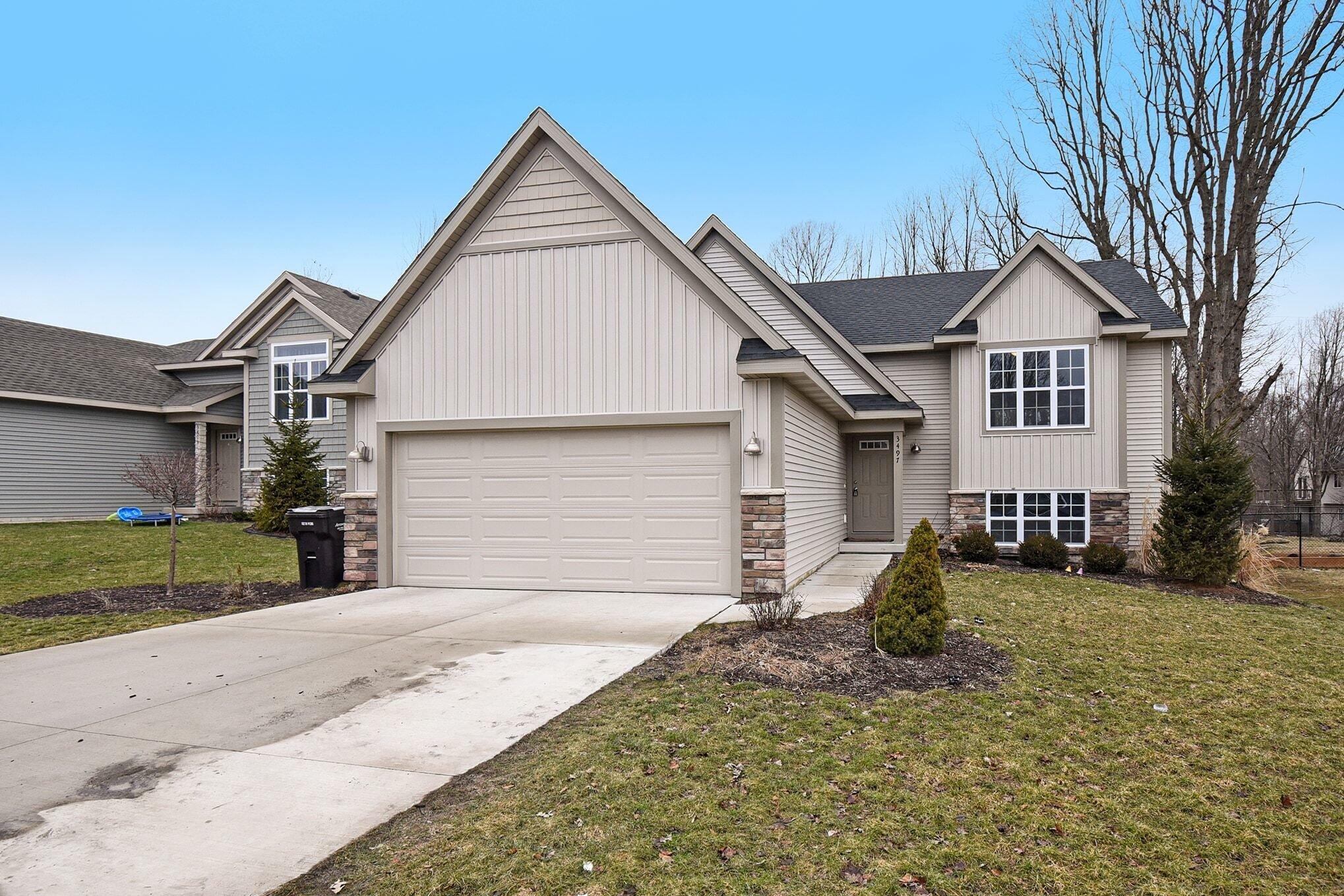 3497 Breezewood Court SE