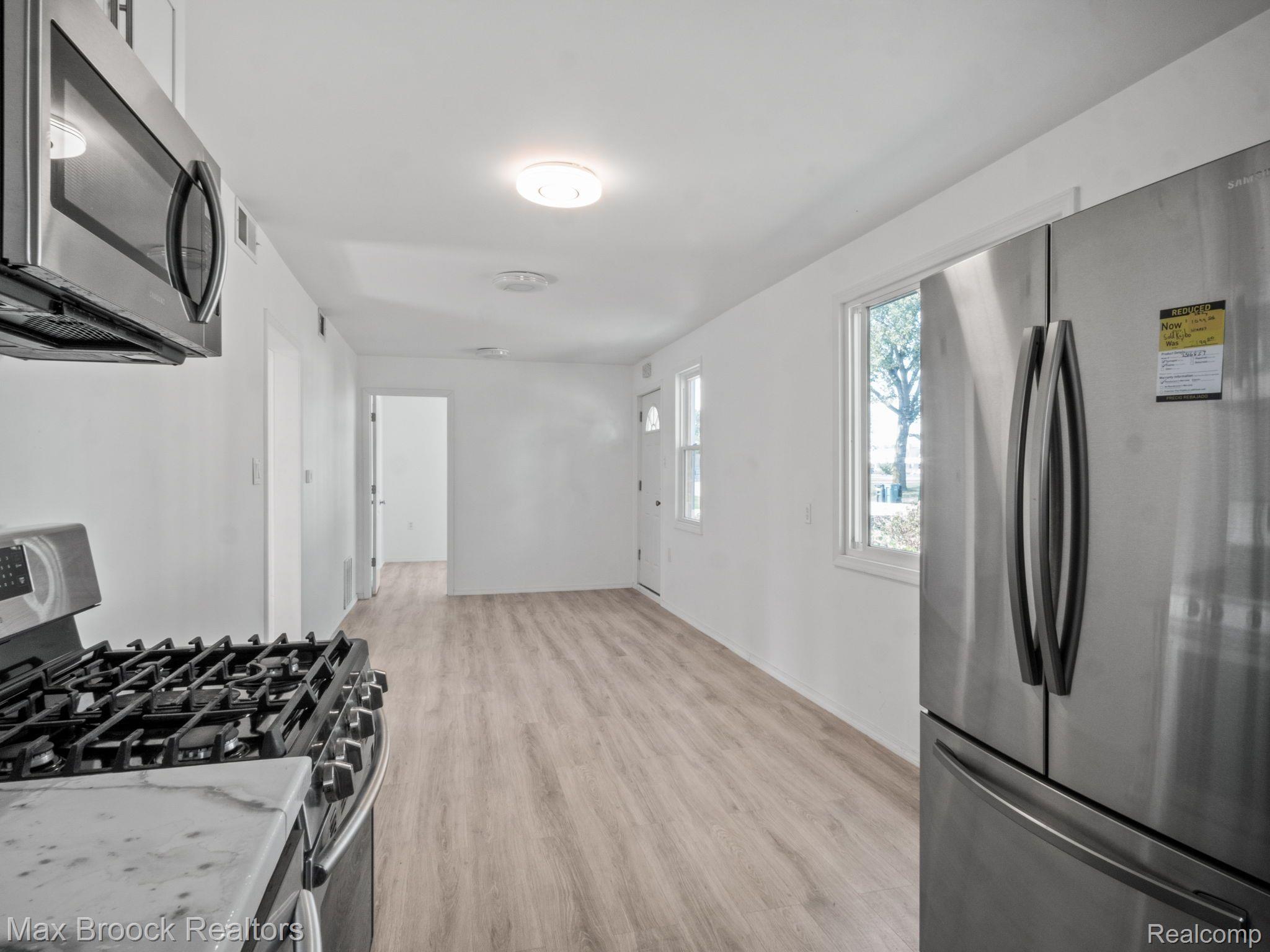 2028 ISABELL Drive