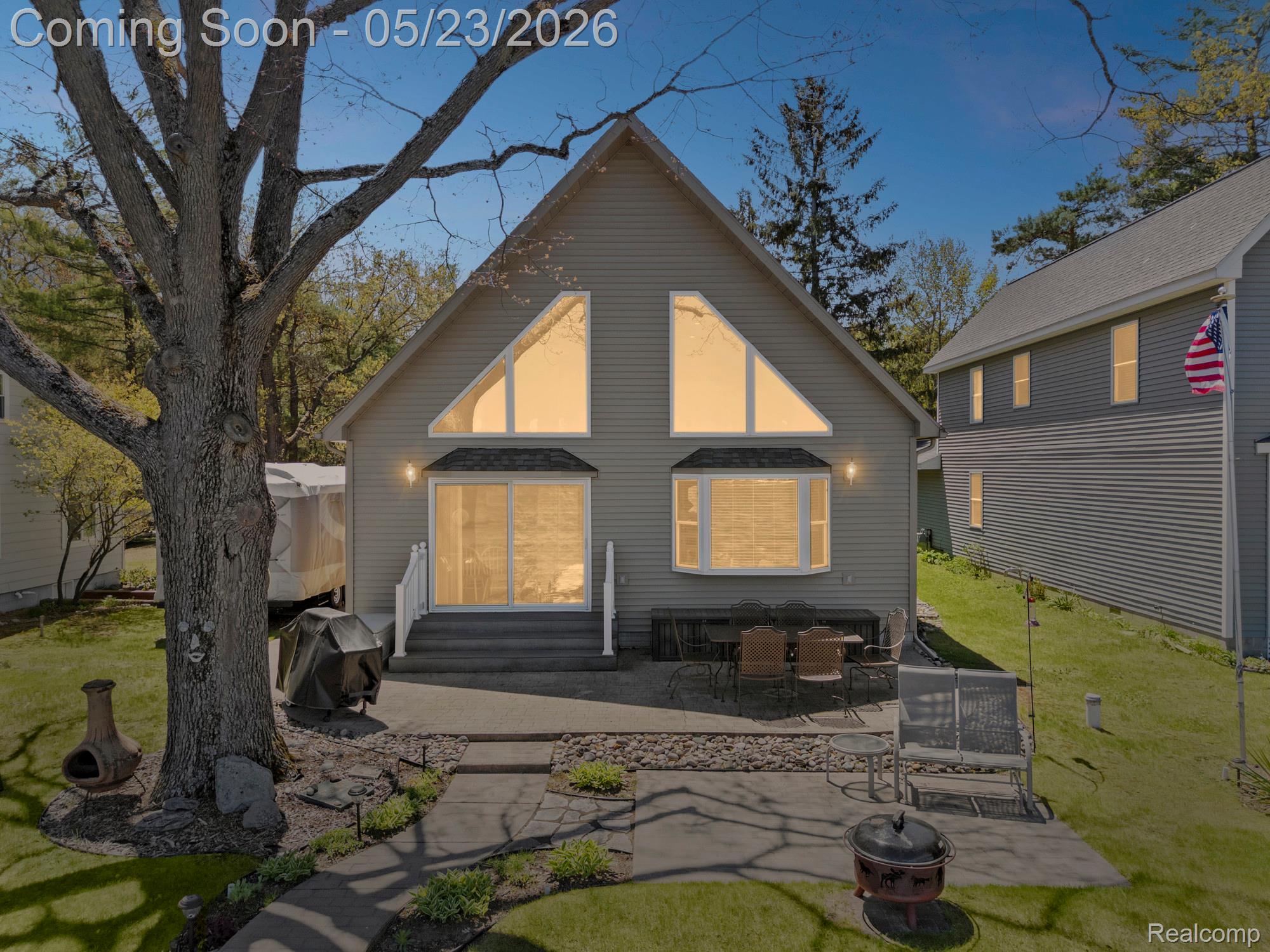 1434 Lake Drive