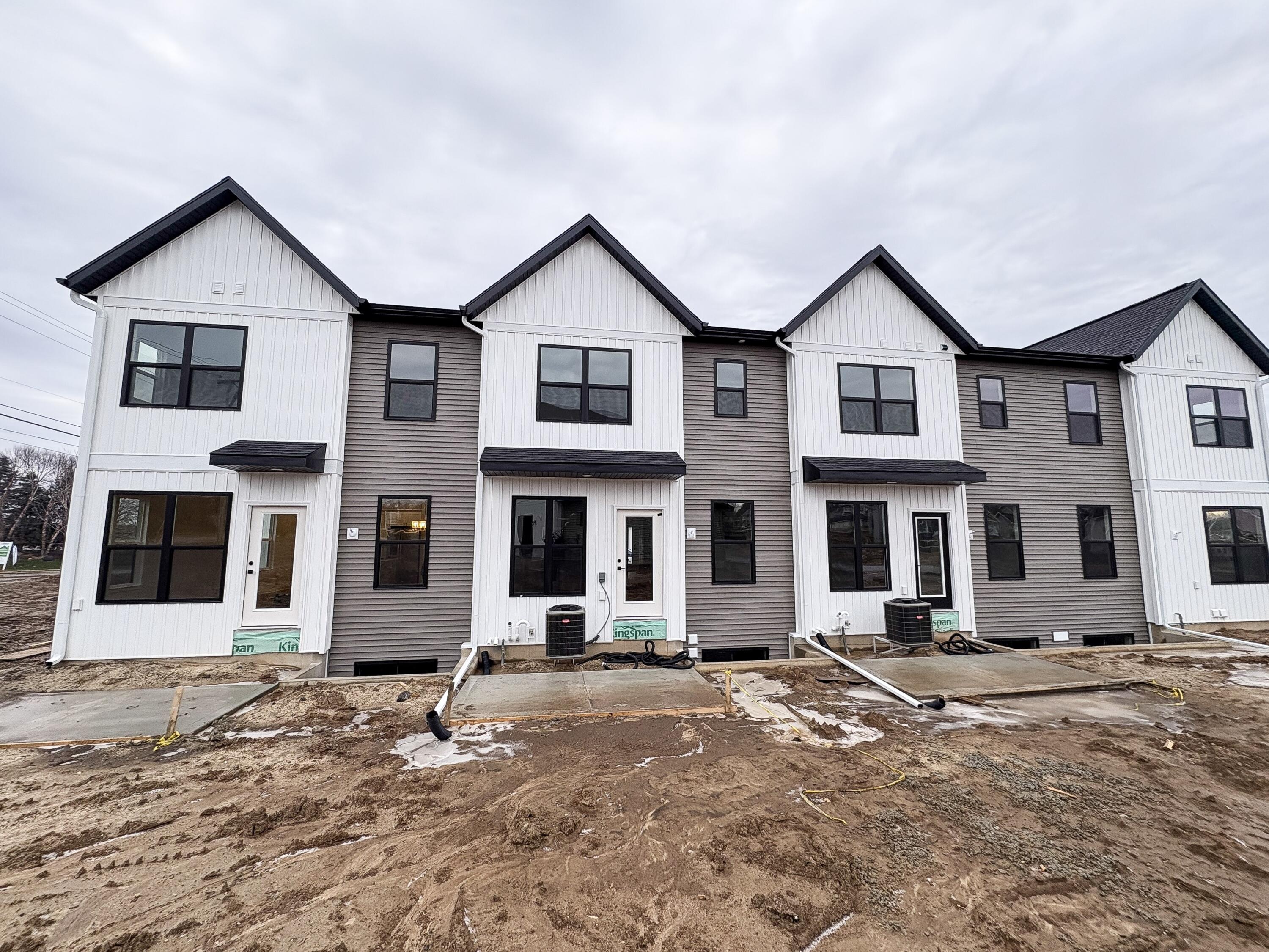 4415 Trillium Court SE