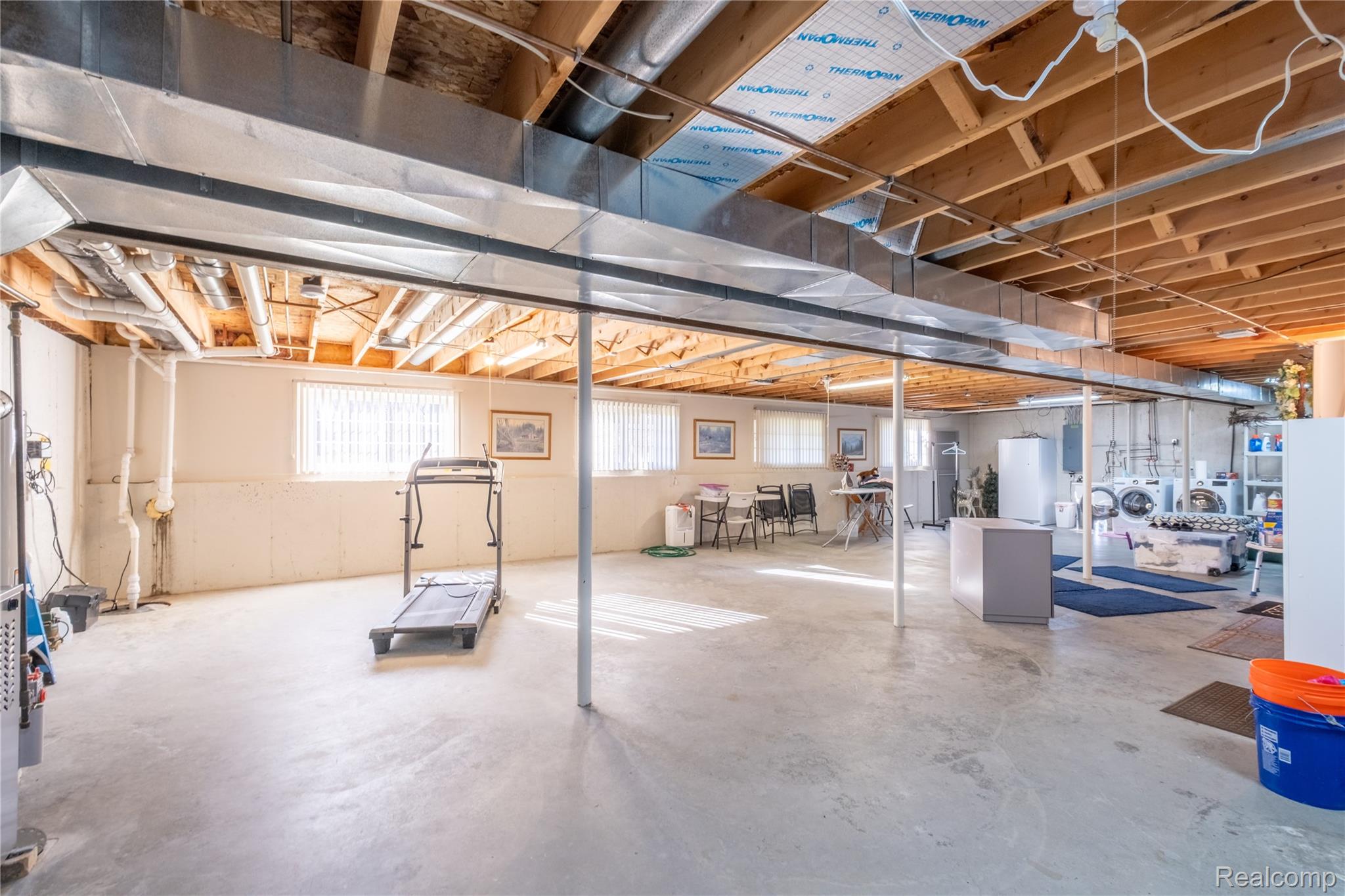 Linden, Michigan 48451, United States, 3 Bedrooms Bedrooms, ,2 BathroomsBathrooms,Residential,Pending,246697