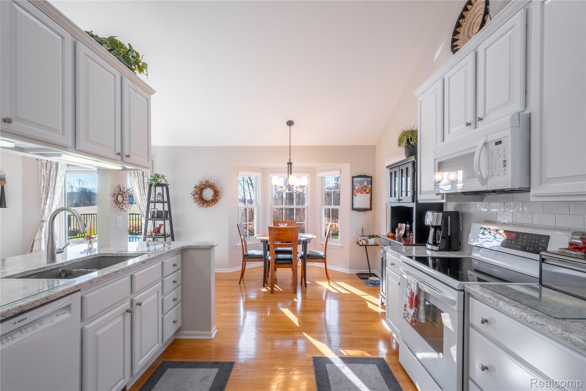 Linden, Michigan 48451, United States, 3 Bedrooms Bedrooms, ,2 BathroomsBathrooms,Residential,Pending,246697