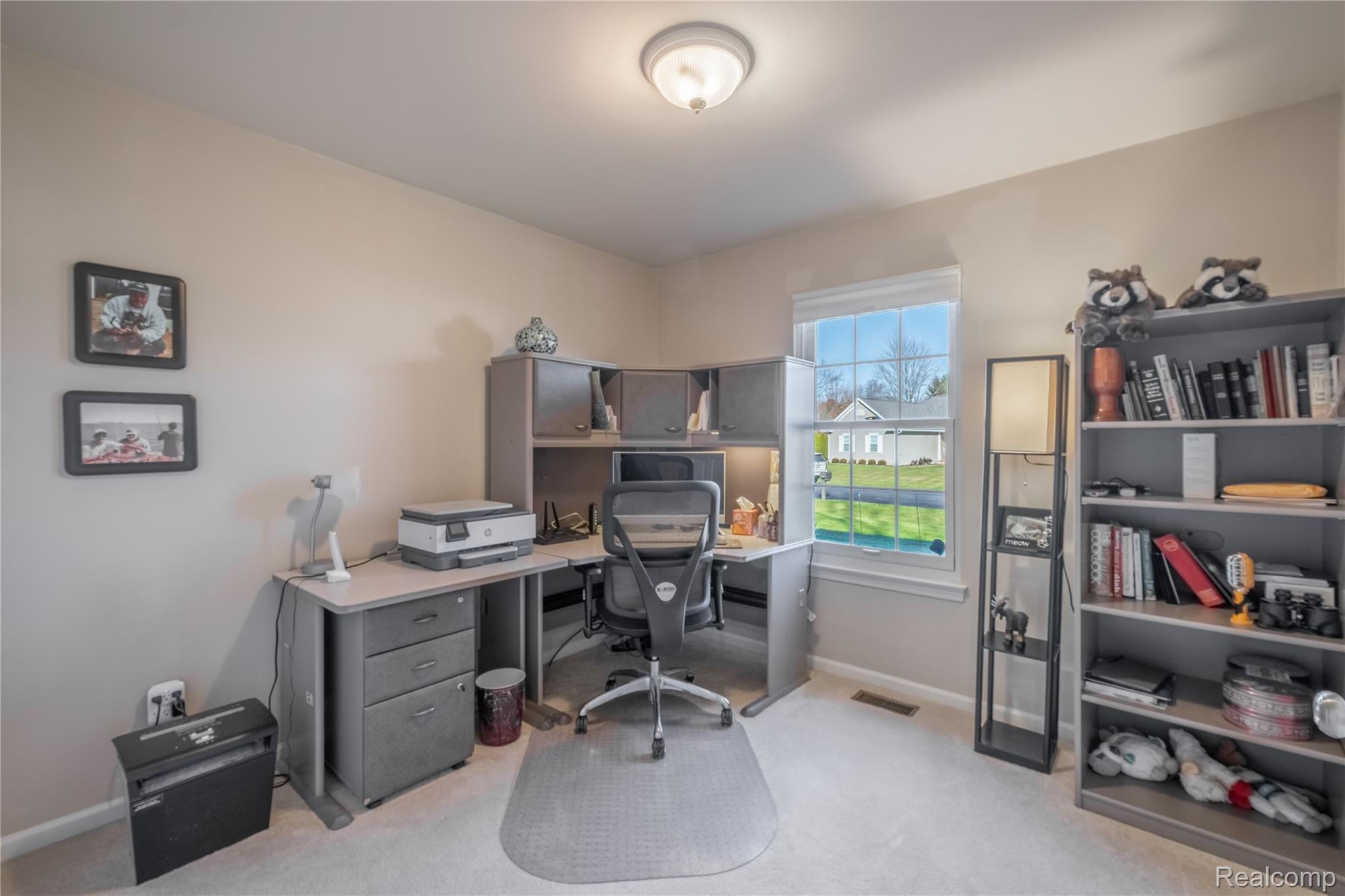 Linden, Michigan 48451, United States, 3 Bedrooms Bedrooms, ,2 BathroomsBathrooms,Residential,Pending,246697