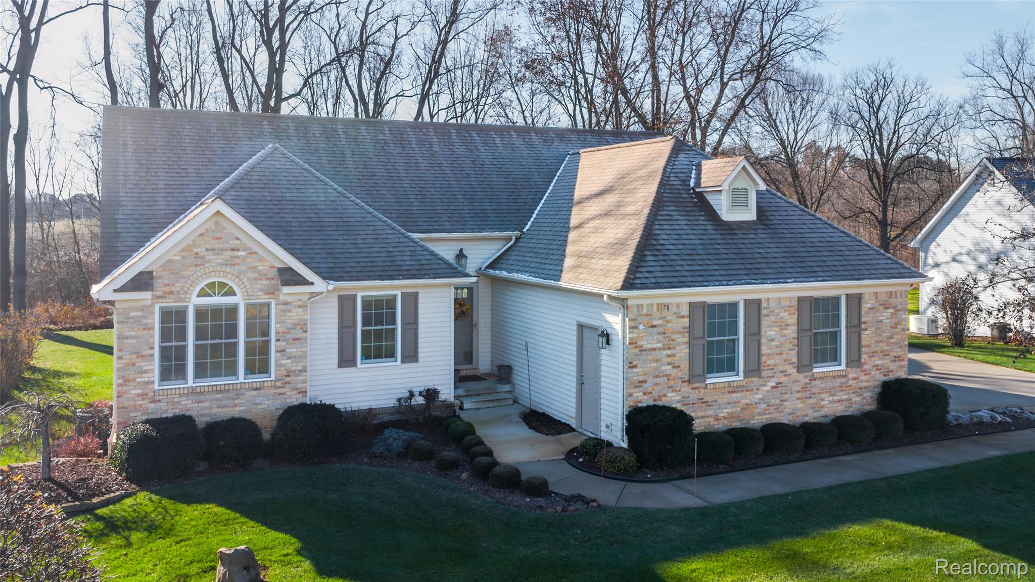 Linden, Michigan 48451, United States, 3 Bedrooms Bedrooms, ,2 BathroomsBathrooms,Residential,Pending,246697