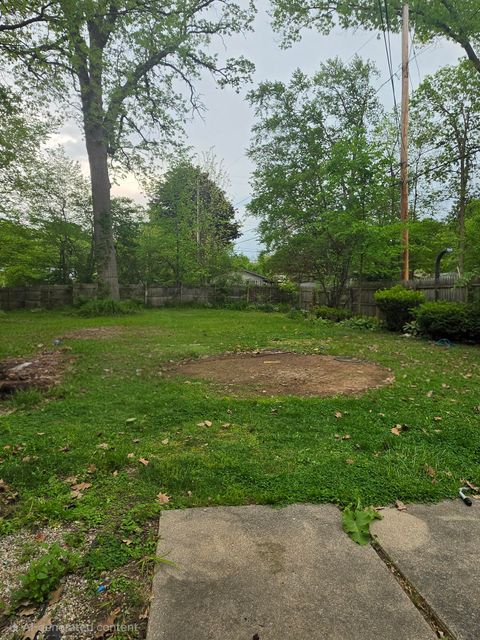 Tiny photo for 4601 Lynbrook Drive, Flint City, MI 48507 (MLS # 81026023729)