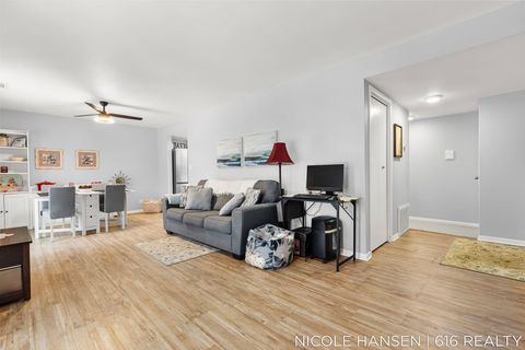 Photo of 2581 Ridgecroft Drive SE #302, Kentwood City, MI 49546 (MLS # 65025061837)