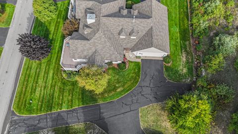 Tiny photo for 2854 E Crown Drive, Garfield Charter Township, MI 49685 (MLS # 78080066574)