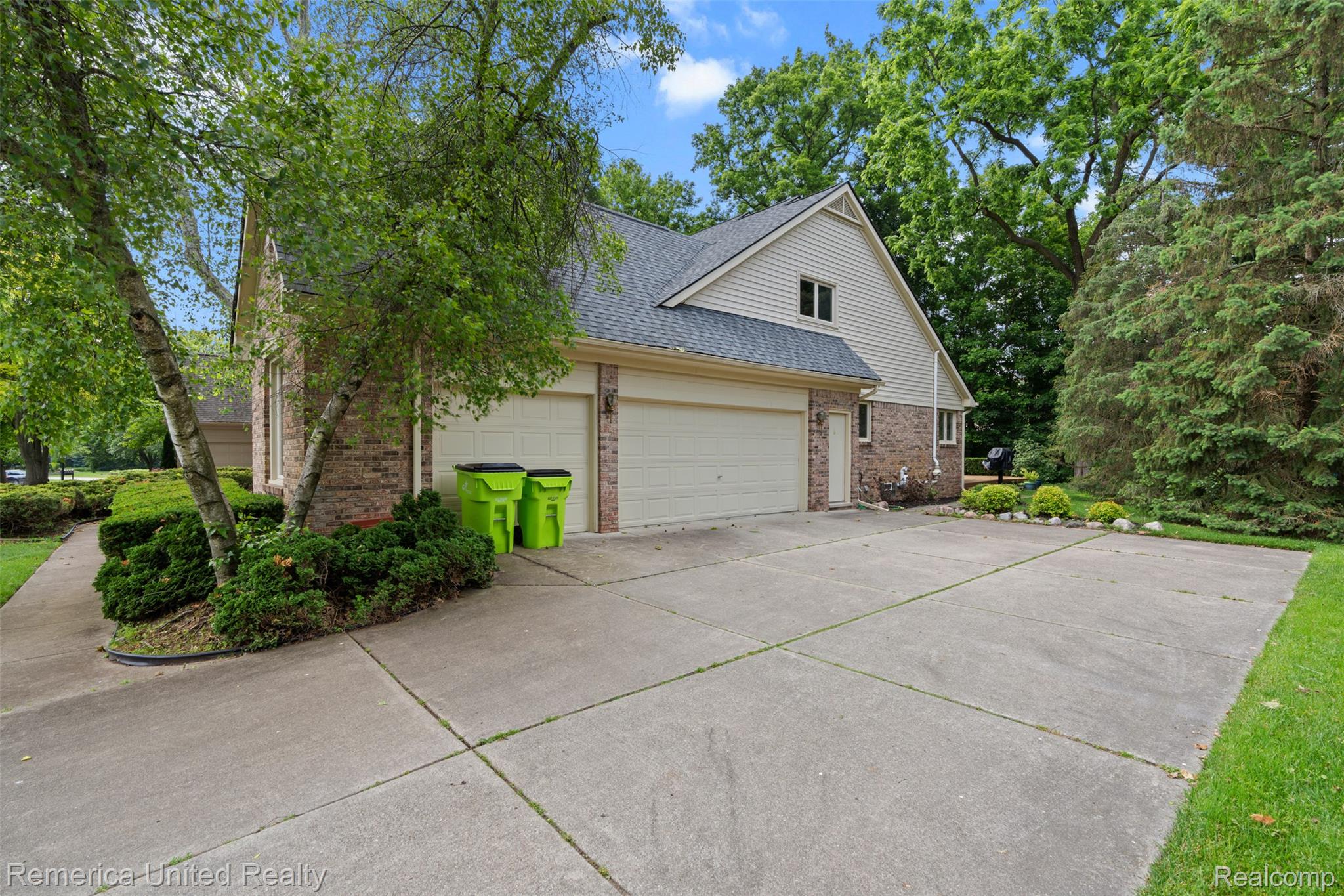 54366 Royal Troon Drive