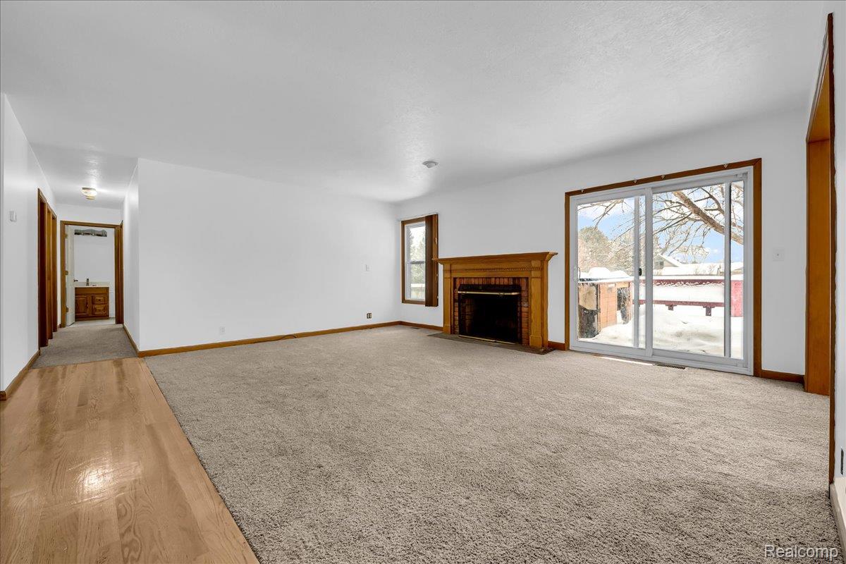 9416 Wildwood Lake Drive