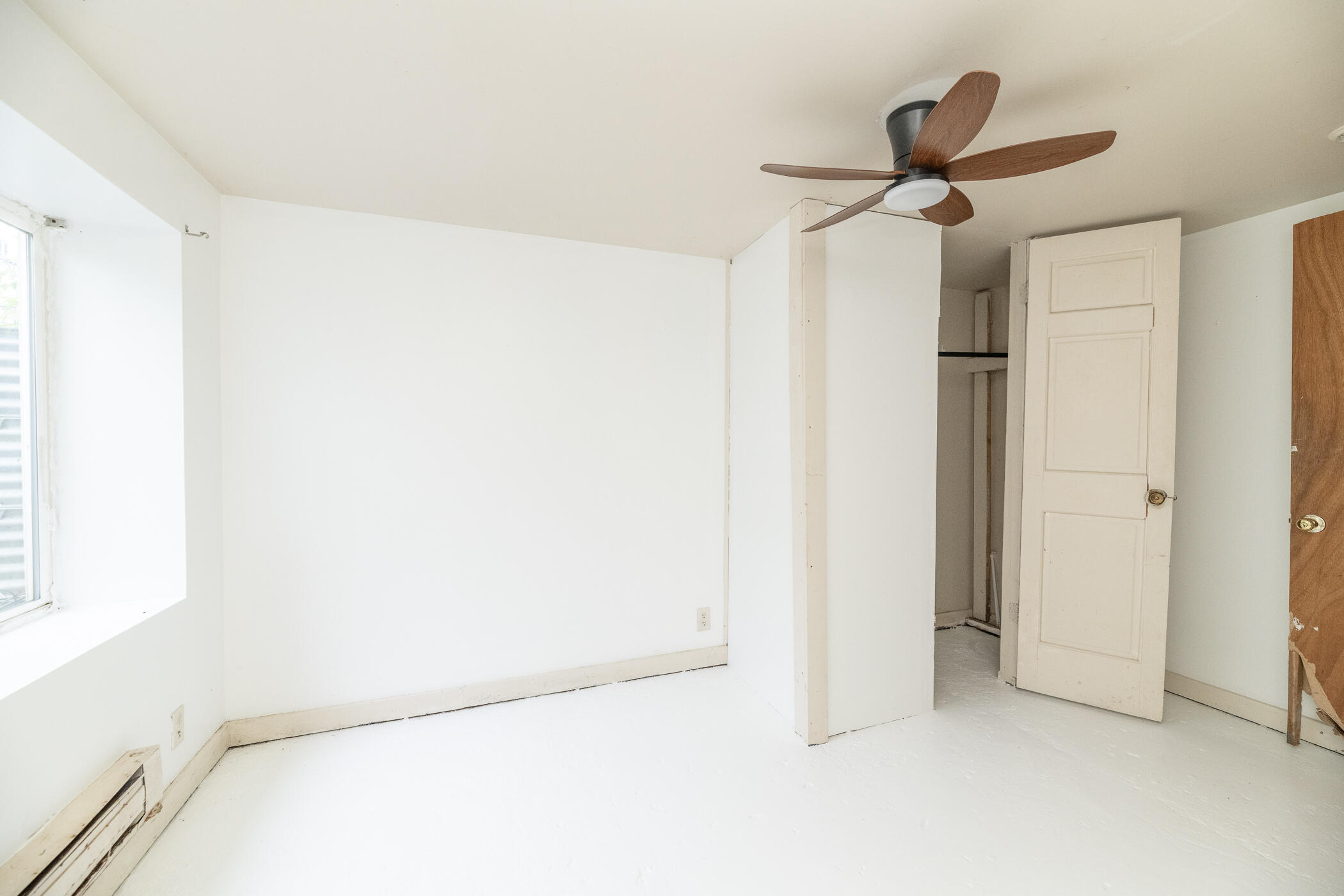 1342 Broadway