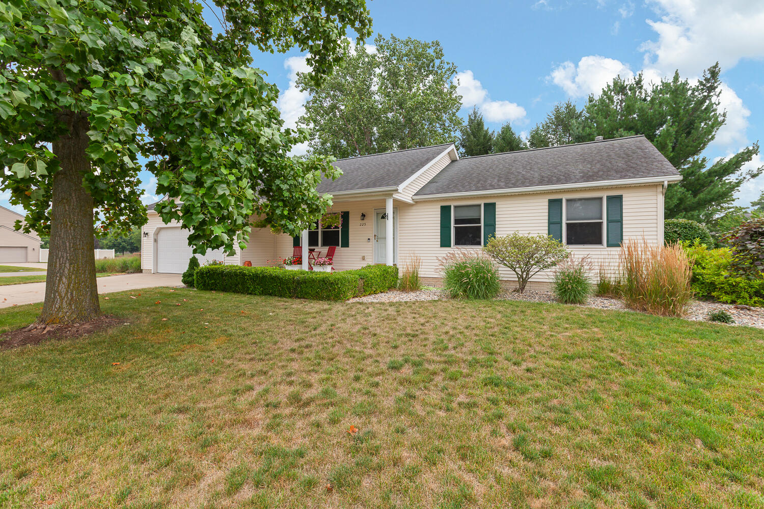225 Joy Road