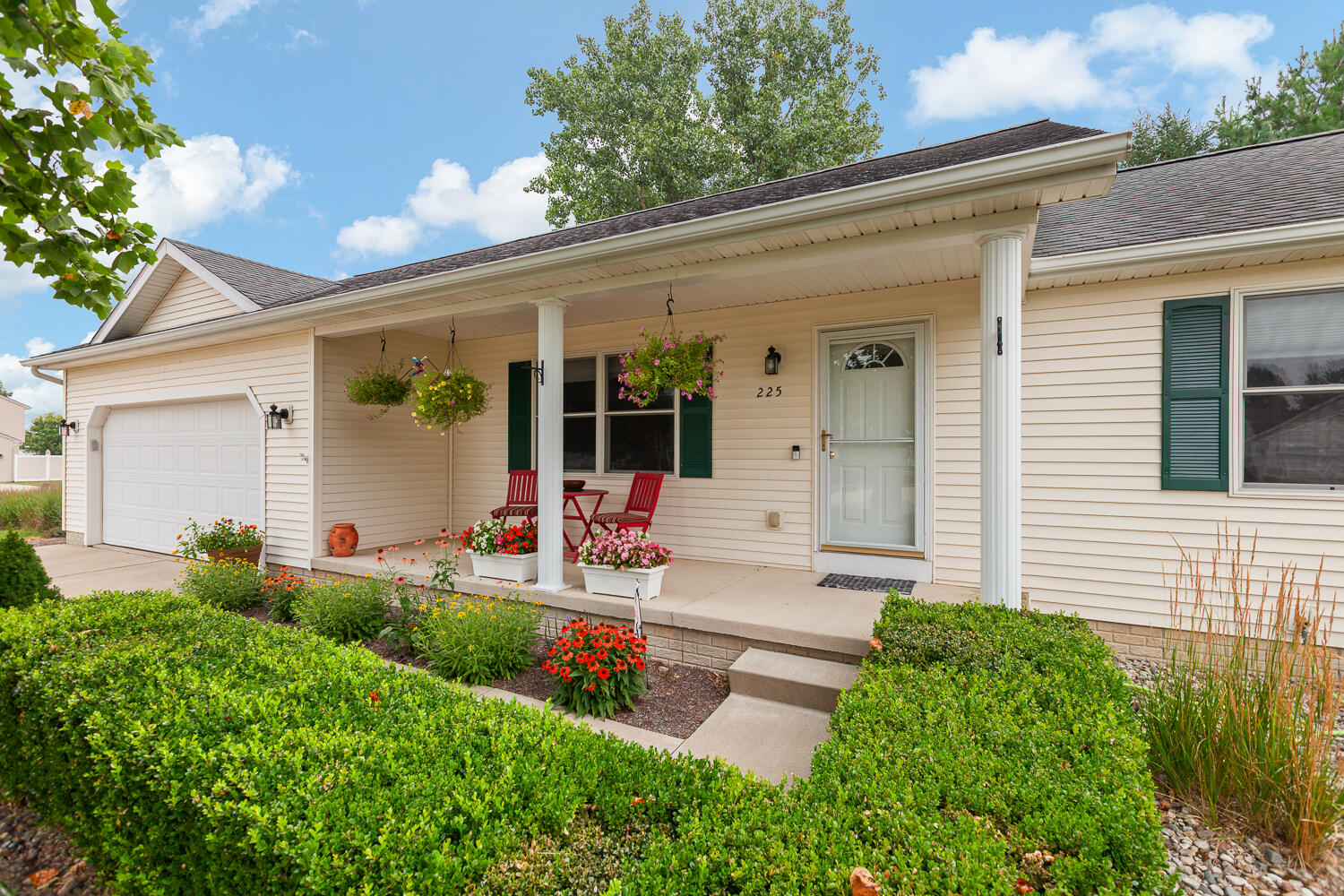 225 Joy Road