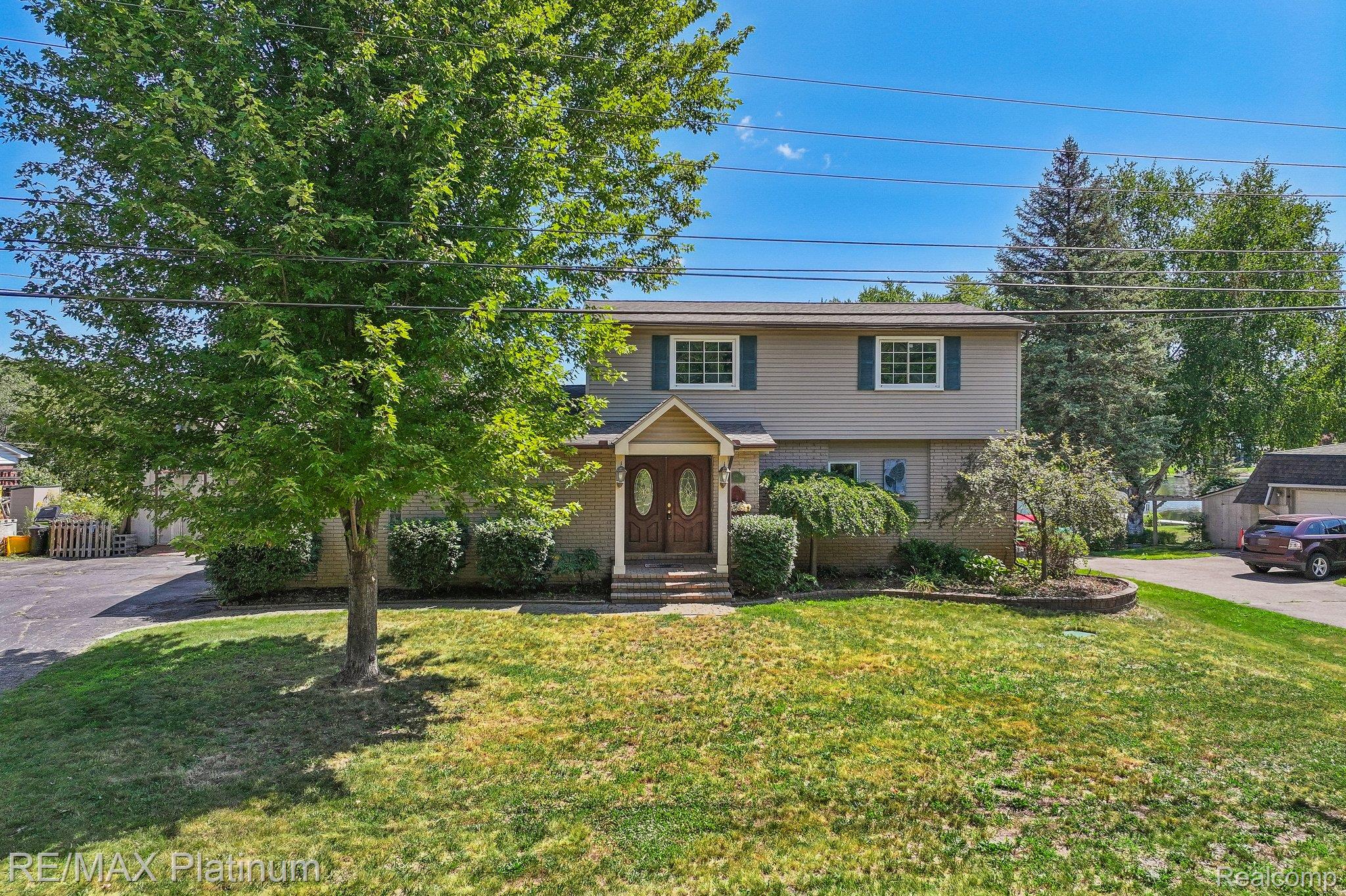 881 Bogie Lake Road