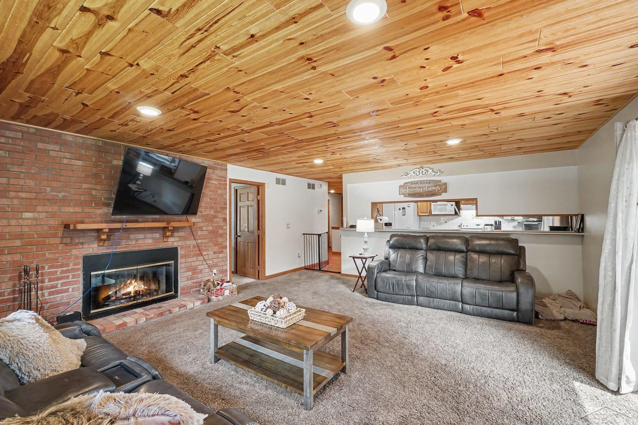 5089 Golfview Drive