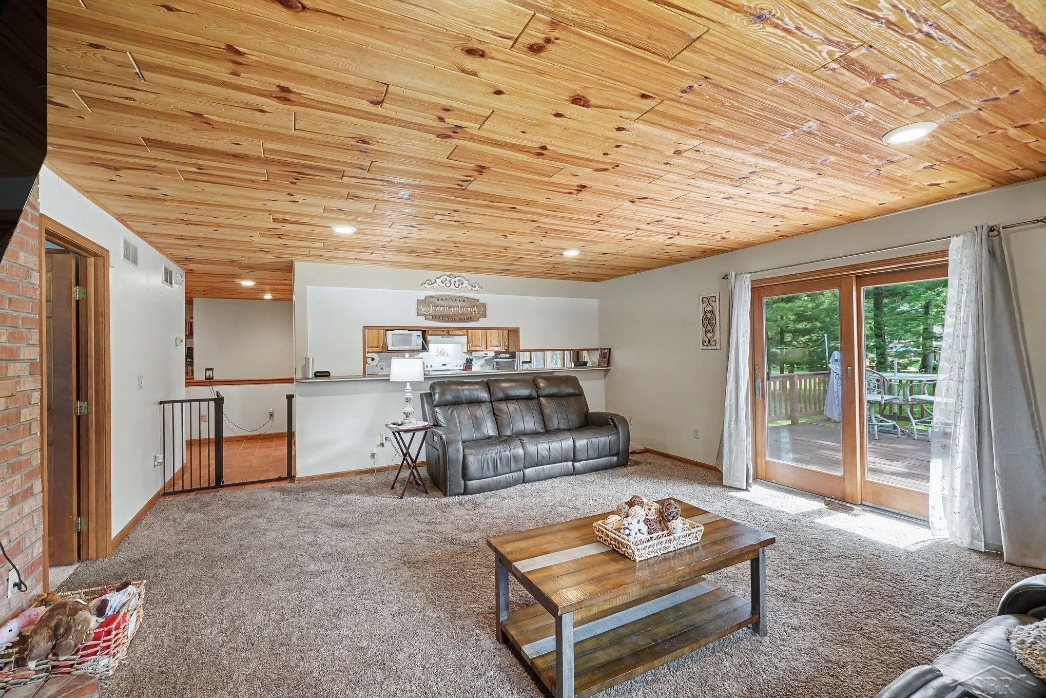 5089 Golfview Drive