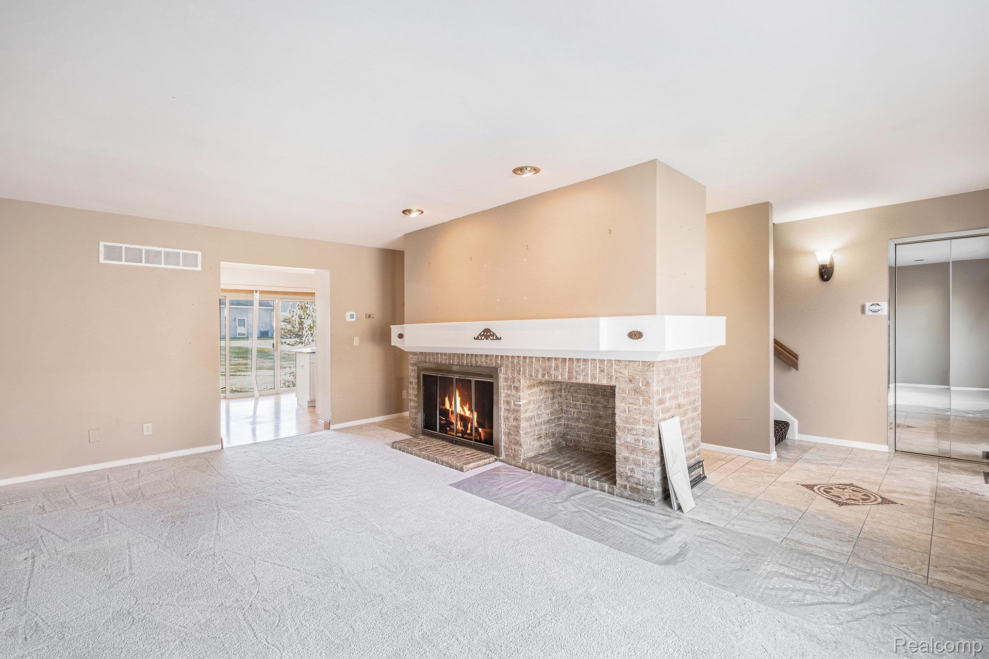 6300 Laurentian Court