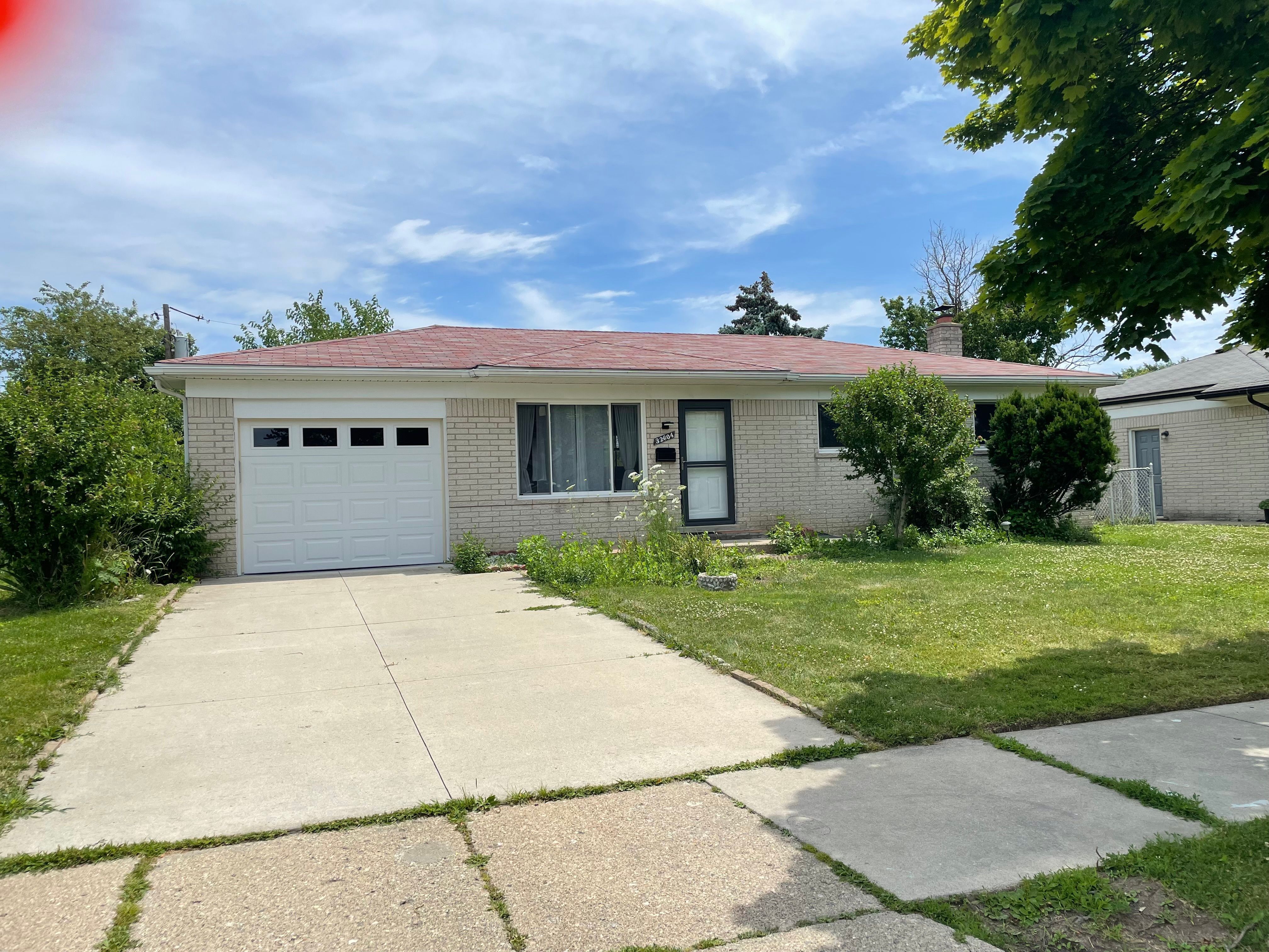 32604 WEXFORD Drive