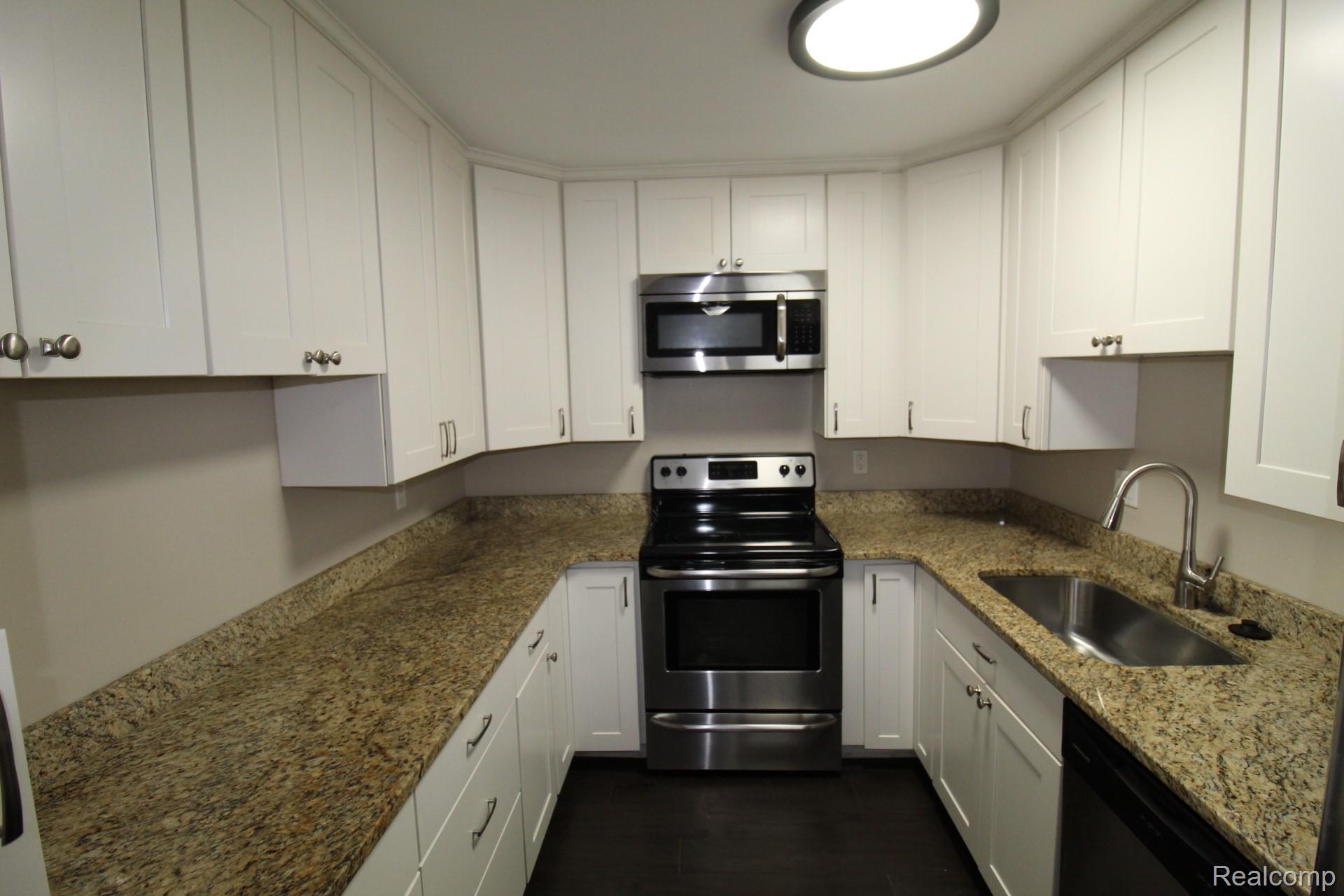 417 Parkdale Avenue 13