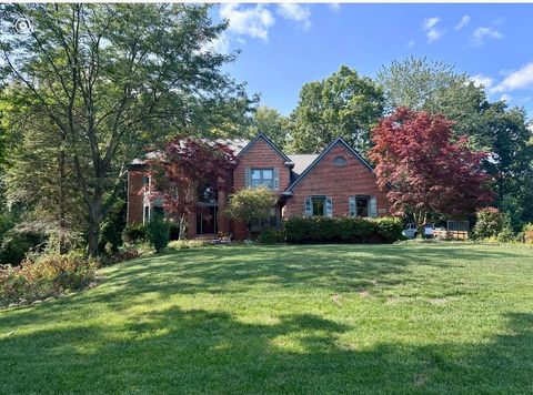 12091 Pembrooke Circle Green Oak Township MI 48178