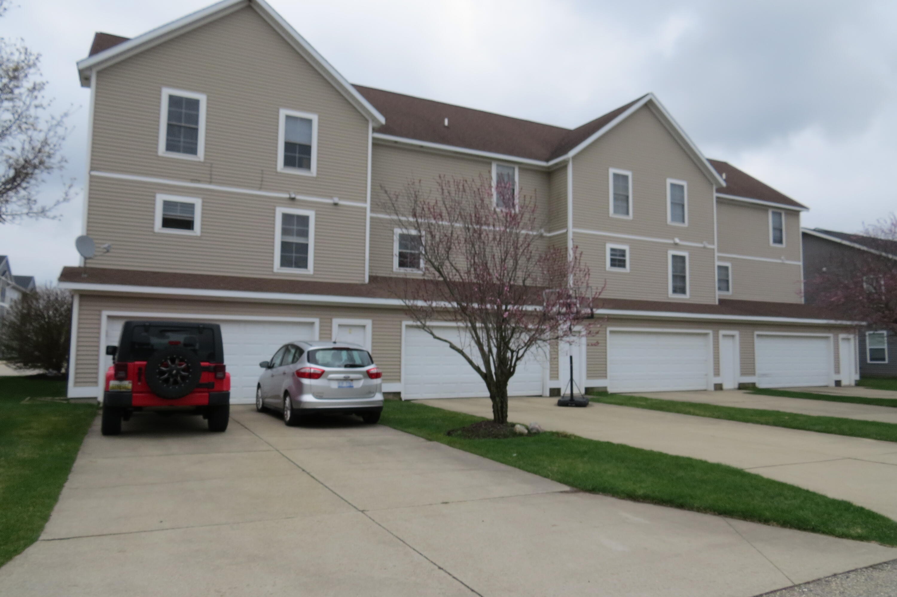 2122 Sherwood Avenue