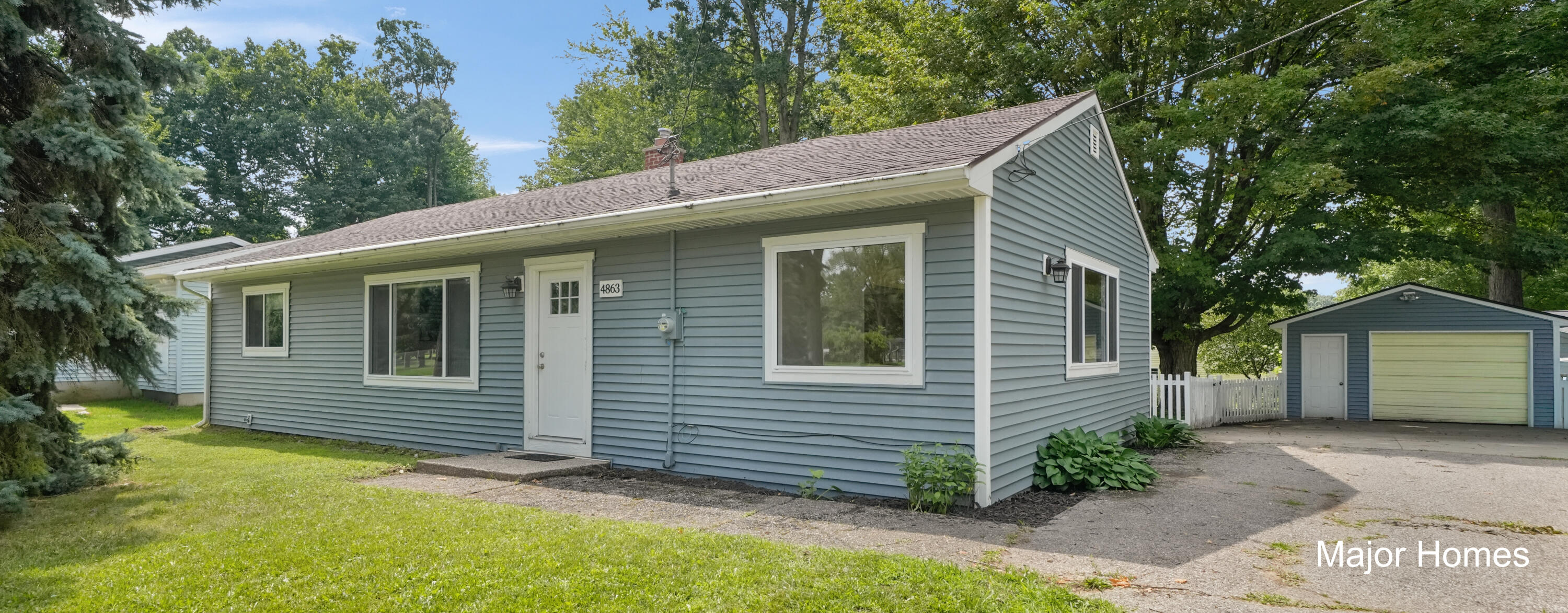 4863 Byron Center Avenue SW