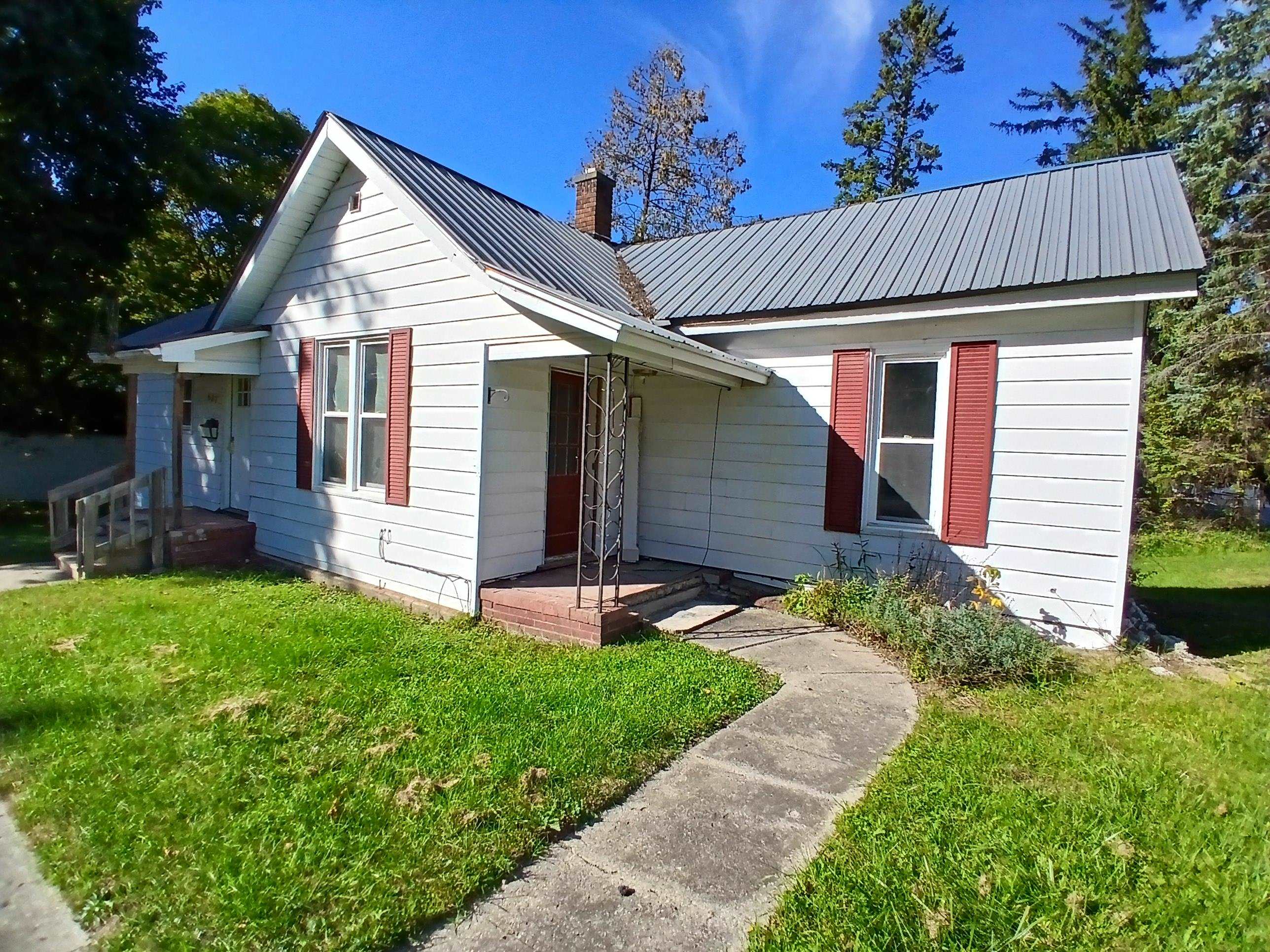 607 W Wright Street