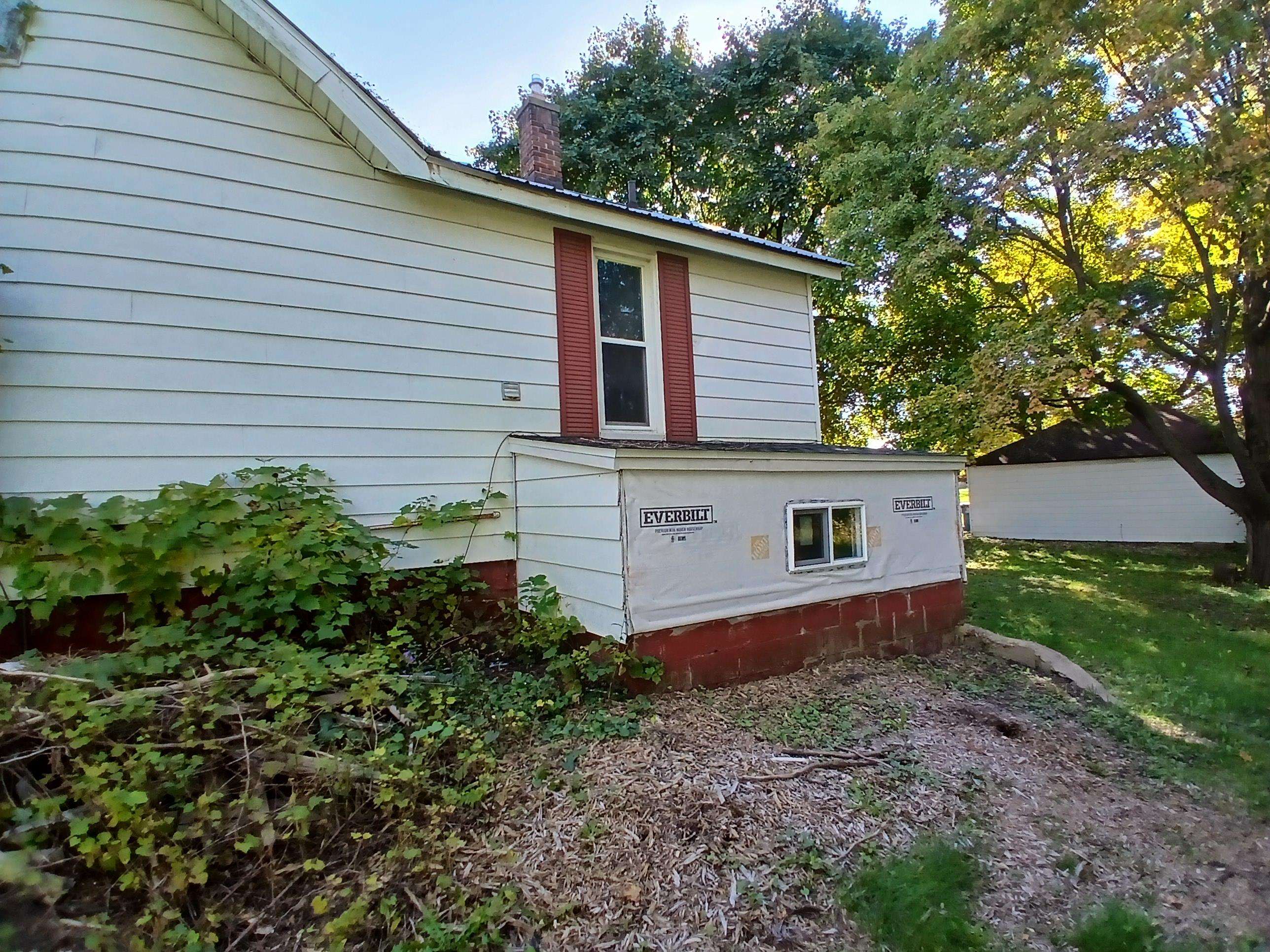 607 W Wright Street