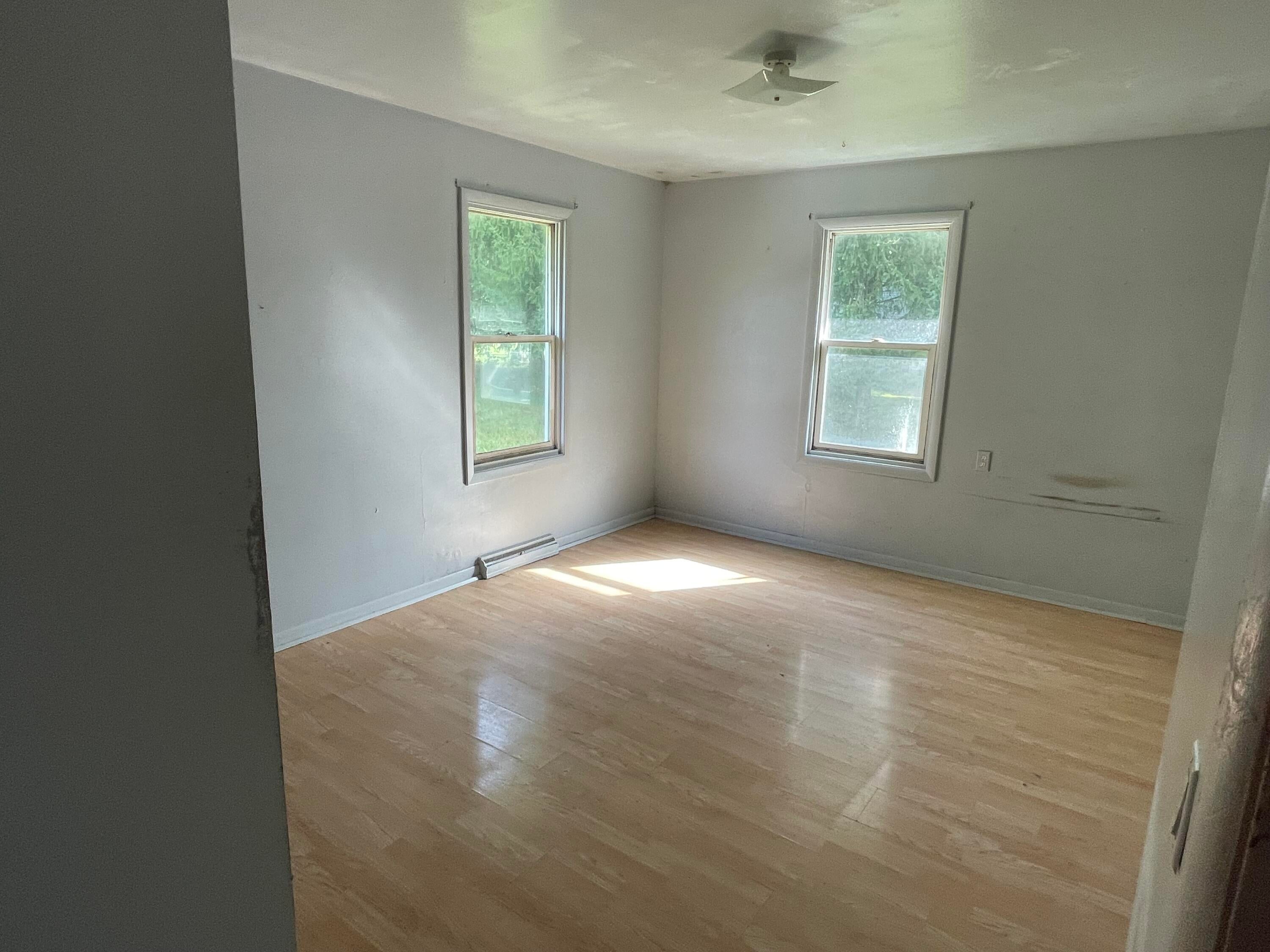 66 W Woodrow Road