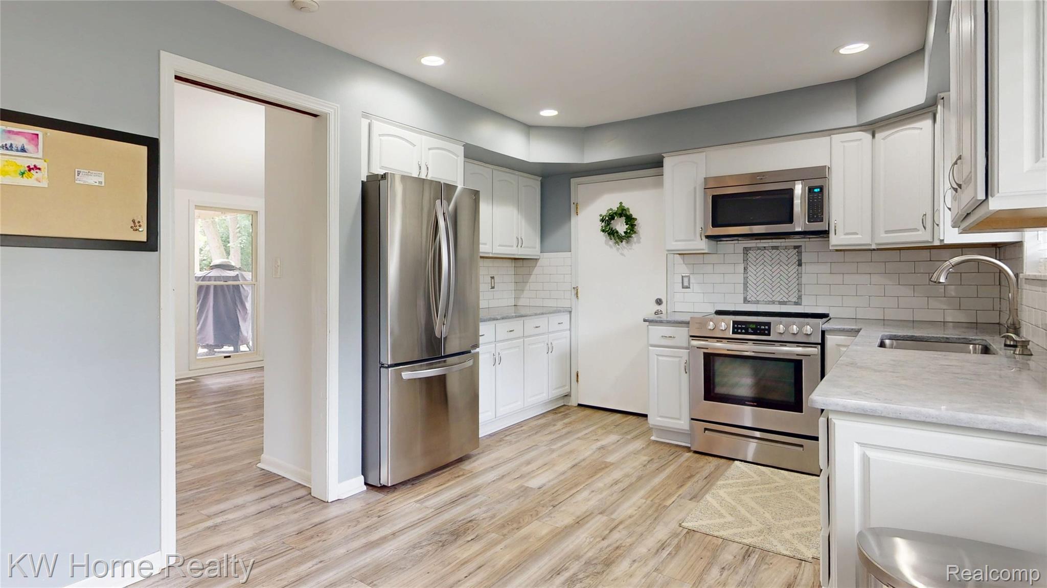 28955 Glenarden Street