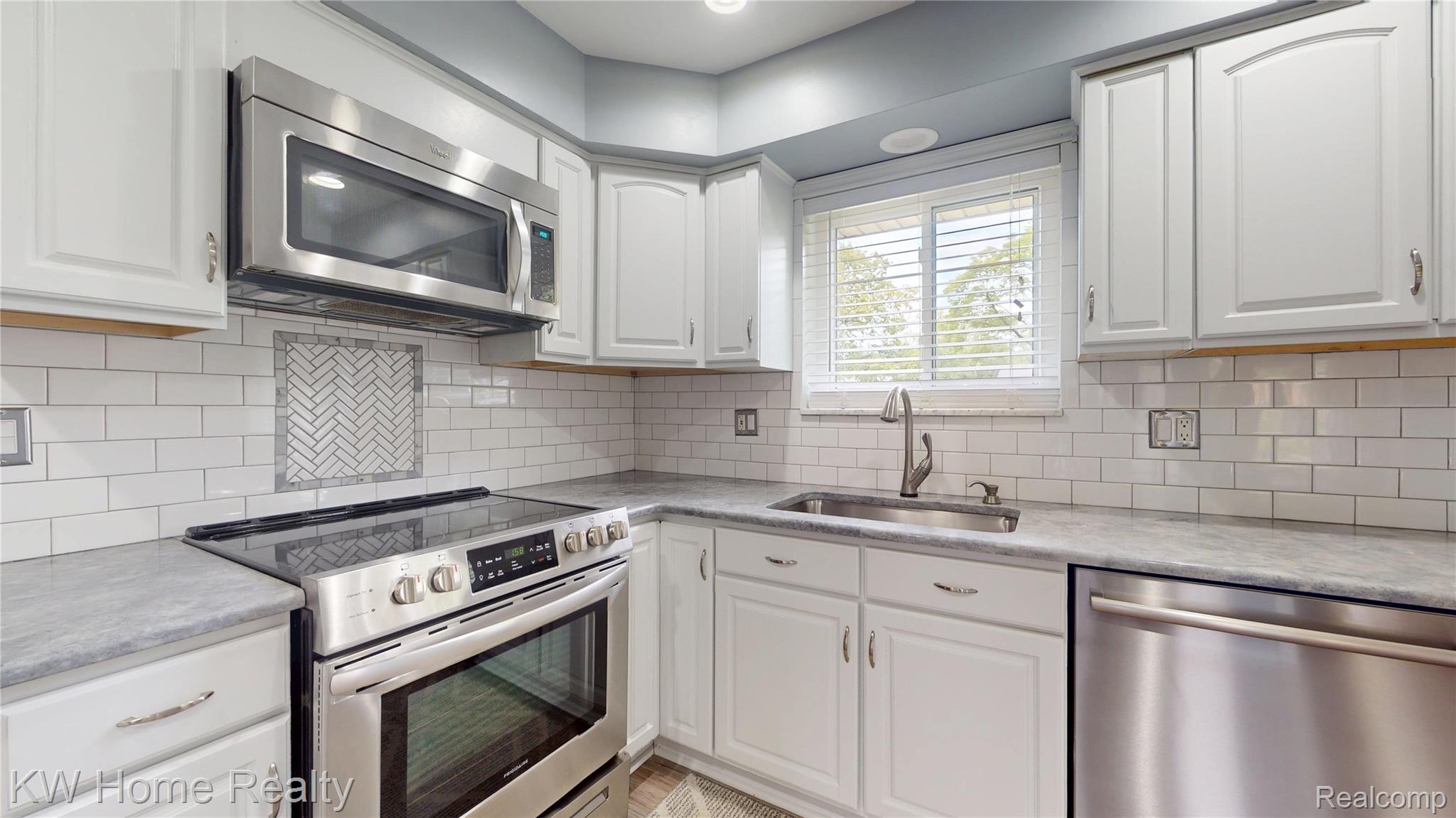 28955 Glenarden Street