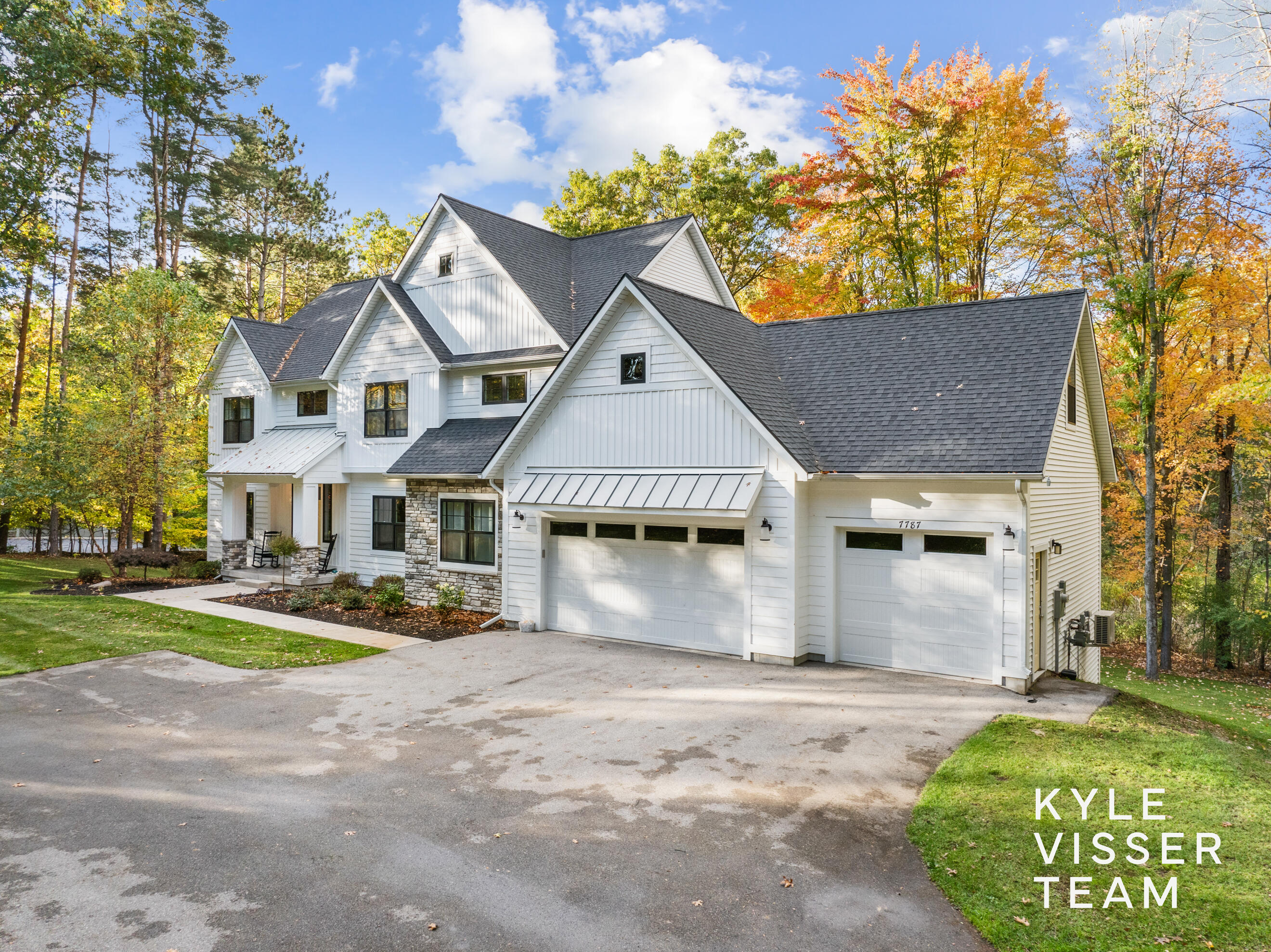 7787 S Gracemoor Court SE